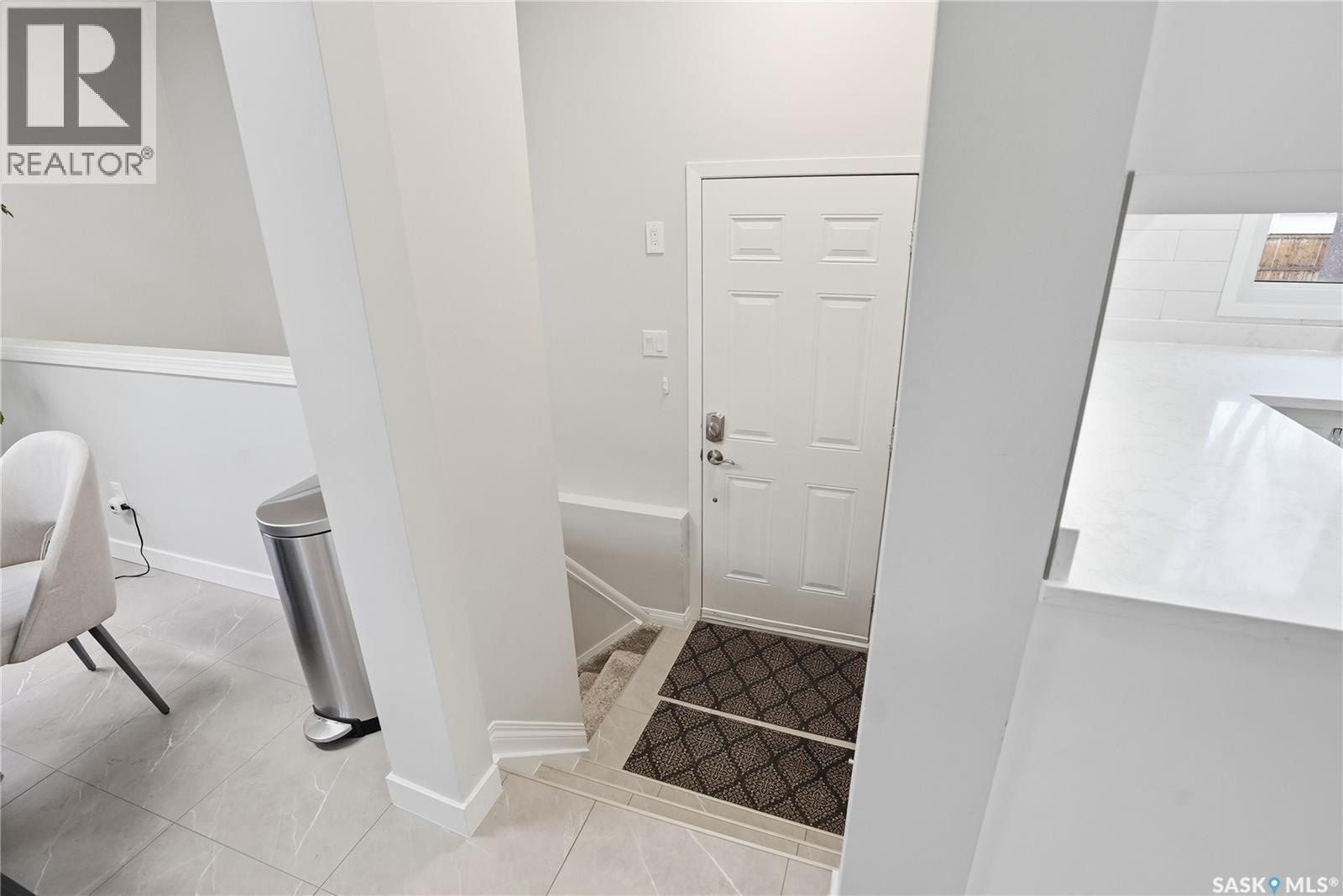 1646 East Heights, Saskatoon, SK - Indoor Photo Showing Other Room