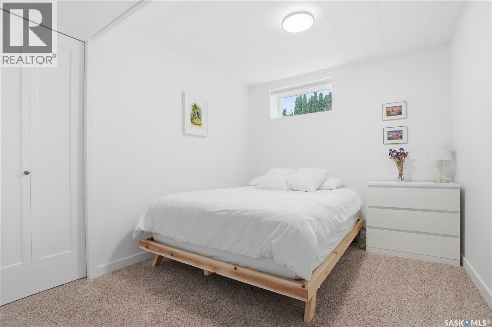 1646 East Heights, Saskatoon, SK - Indoor Photo Showing Bedroom