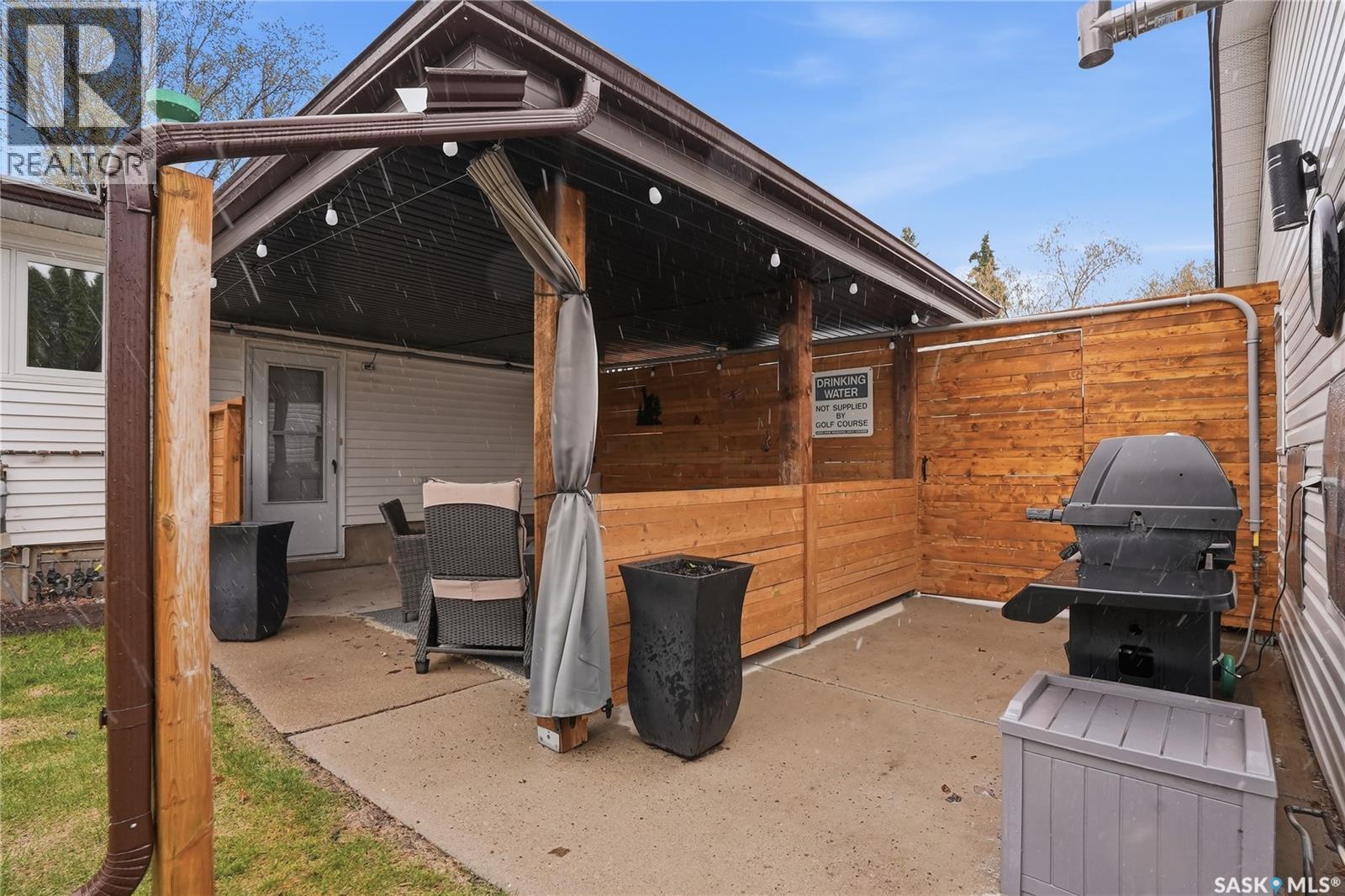 1646 East Heights, Saskatoon, SK - Outdoor With Exterior
