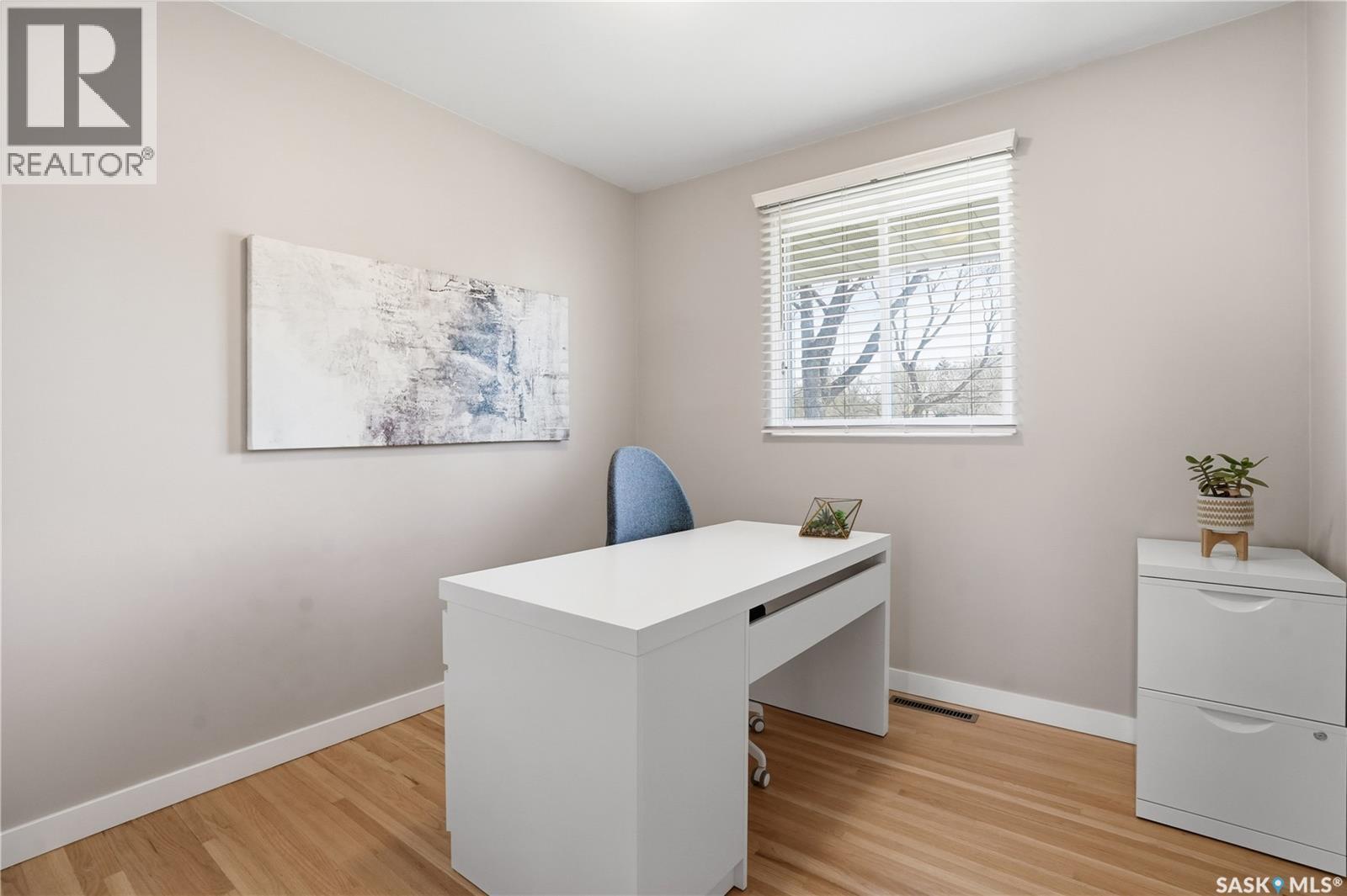5654 Walker Crescent, Regina, SK - Indoor