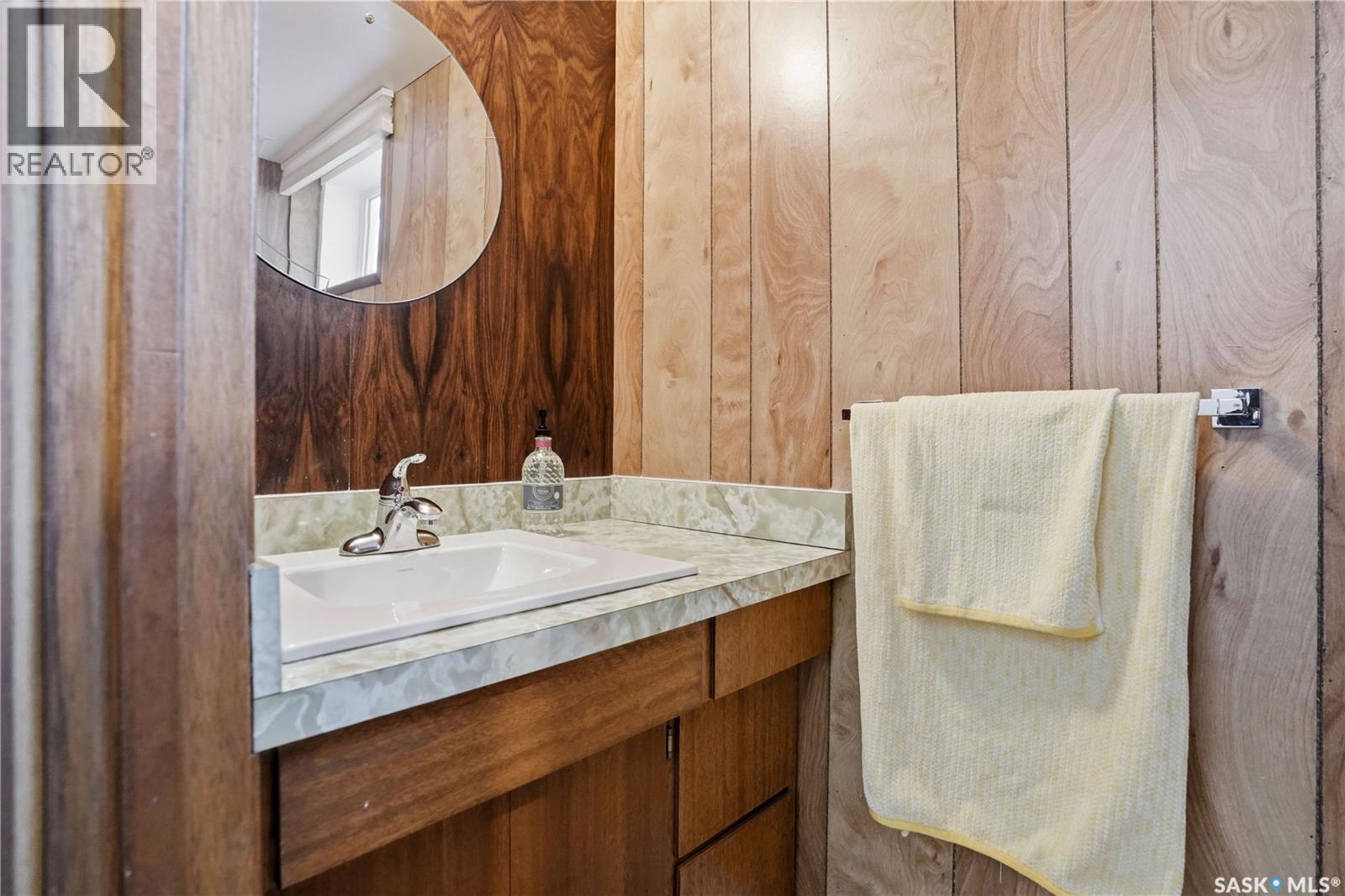 5654 Walker Crescent, Regina, SK - Indoor Photo Showing Bathroom