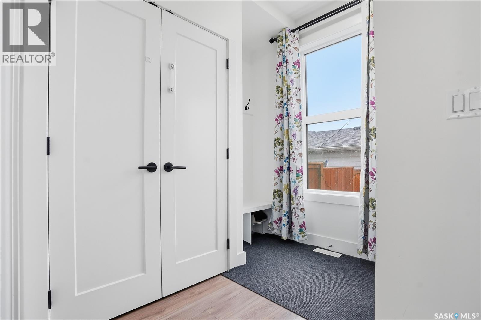 187 Rosewood Boulevard E, Saskatoon, SK - Indoor Photo Showing Other Room
