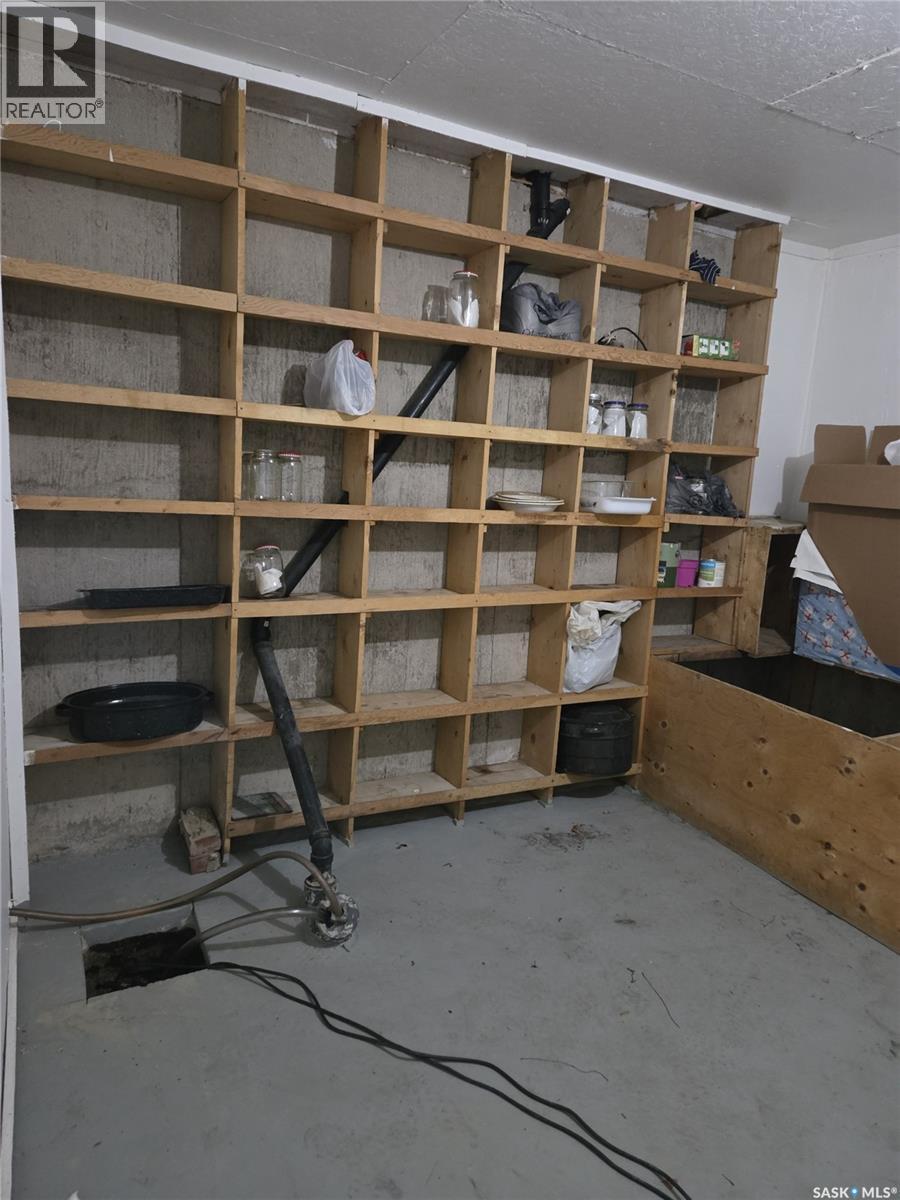 249 Sixth Street Ne, Wadena, SK - Indoor