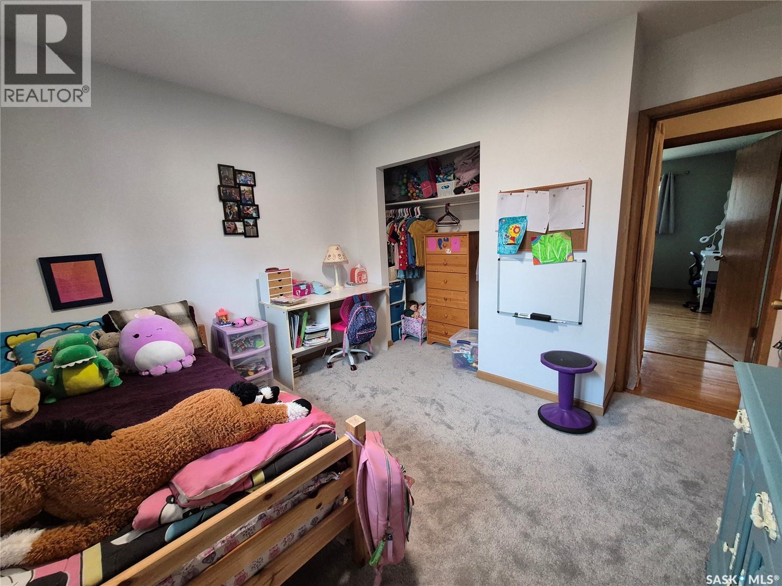 451 Woodlawn Crescent, Weyburn, SK - Indoor