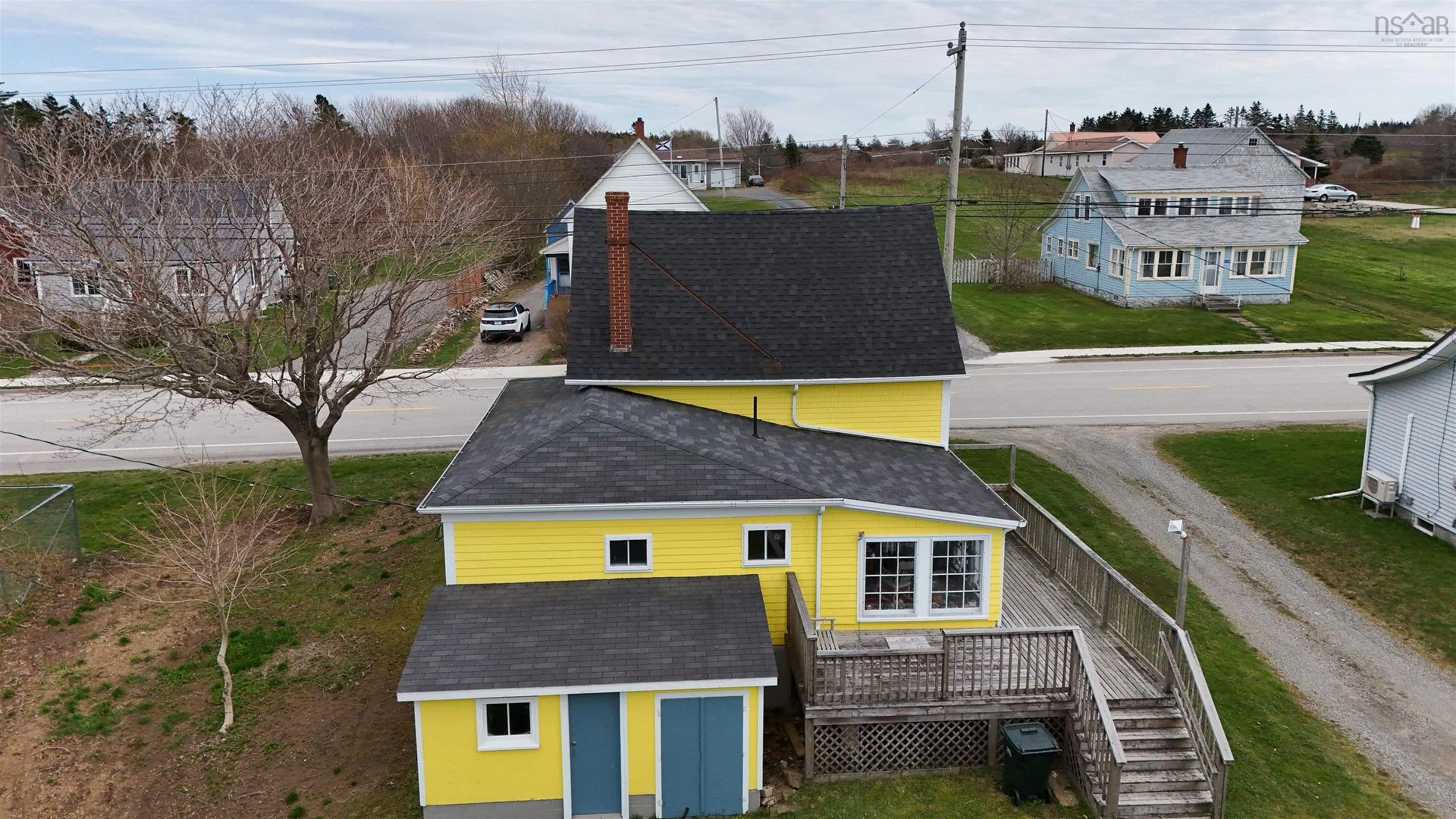 8137 Highway 1, Meteghan, NS