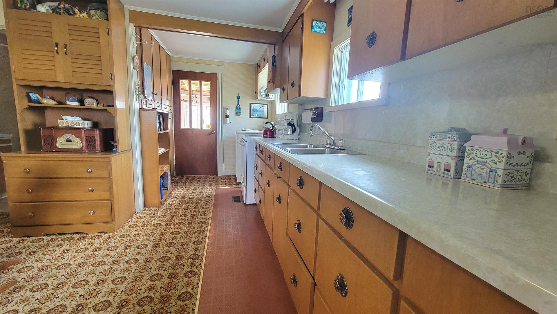 8137 Highway 1, Meteghan, NS