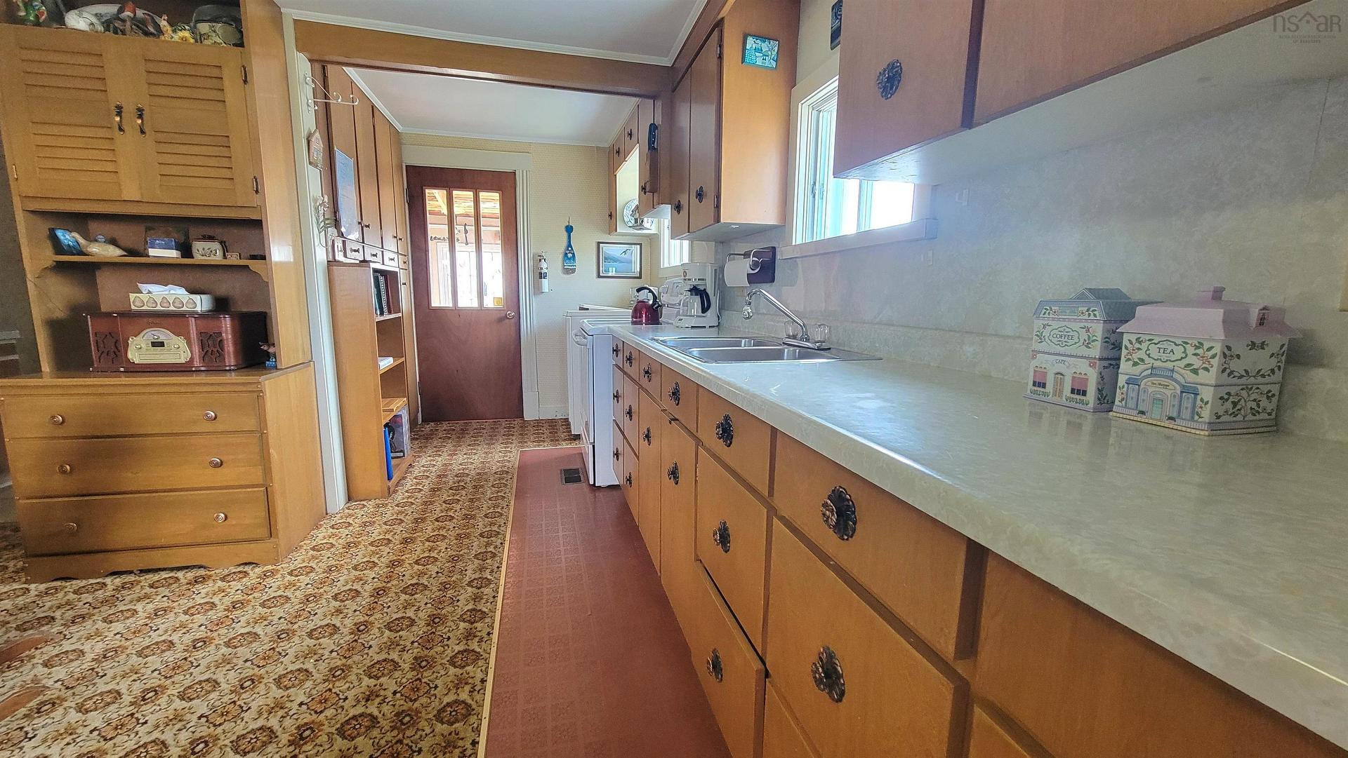8137 Highway 1, Meteghan, NS