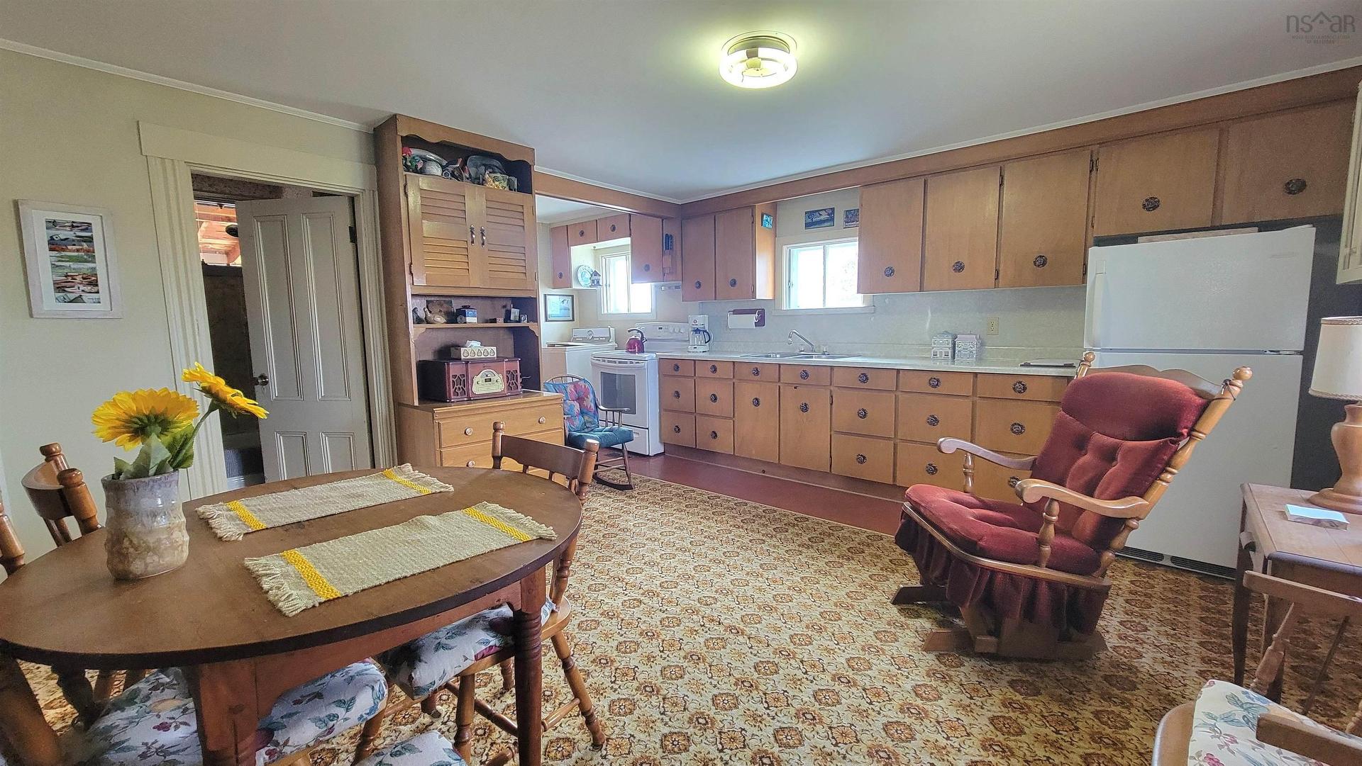 8137 Highway 1, Meteghan, NS