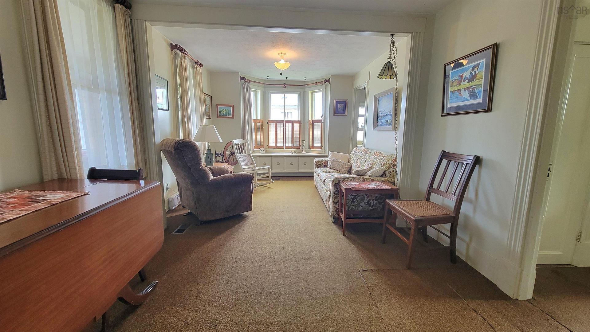 8137 Highway 1, Meteghan, NS