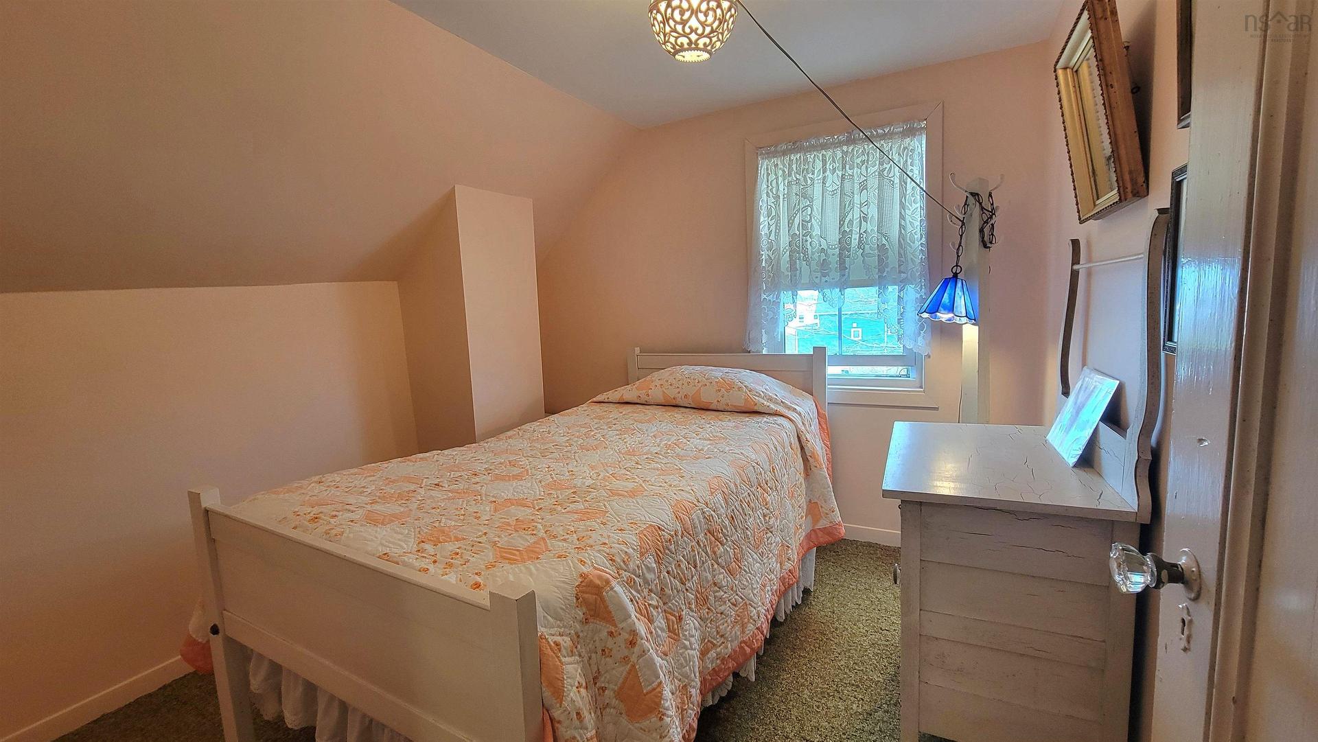 8137 Highway 1, Meteghan, NS