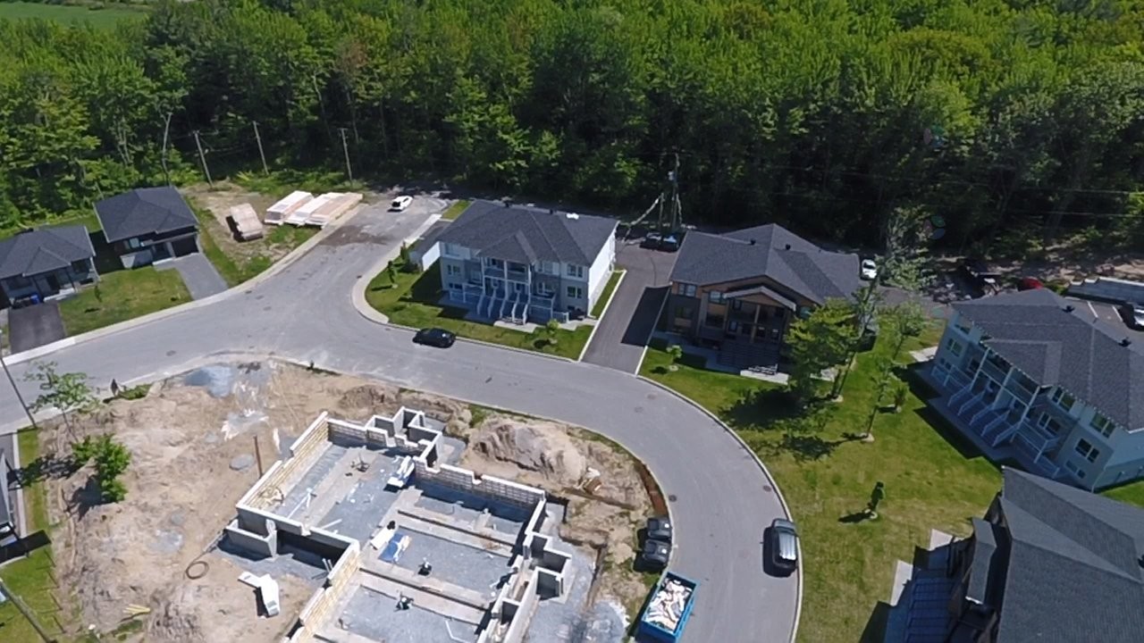 Front of Structure - 8803 Rue De Chaumont, Sorel-Tracy, QC - Outdoor With View