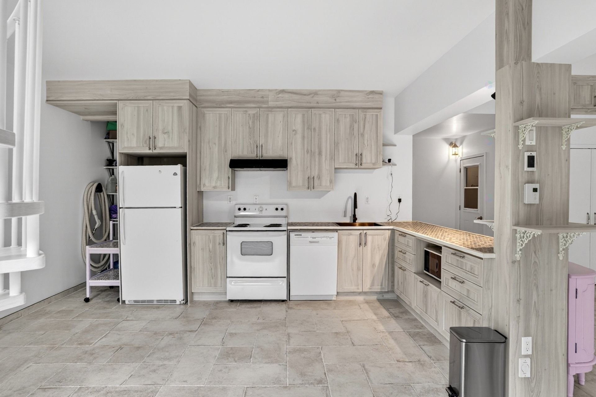 Kitchen - 8 Ch. Parker, Harrington, QC - Indoor Photo Showing Kitchen