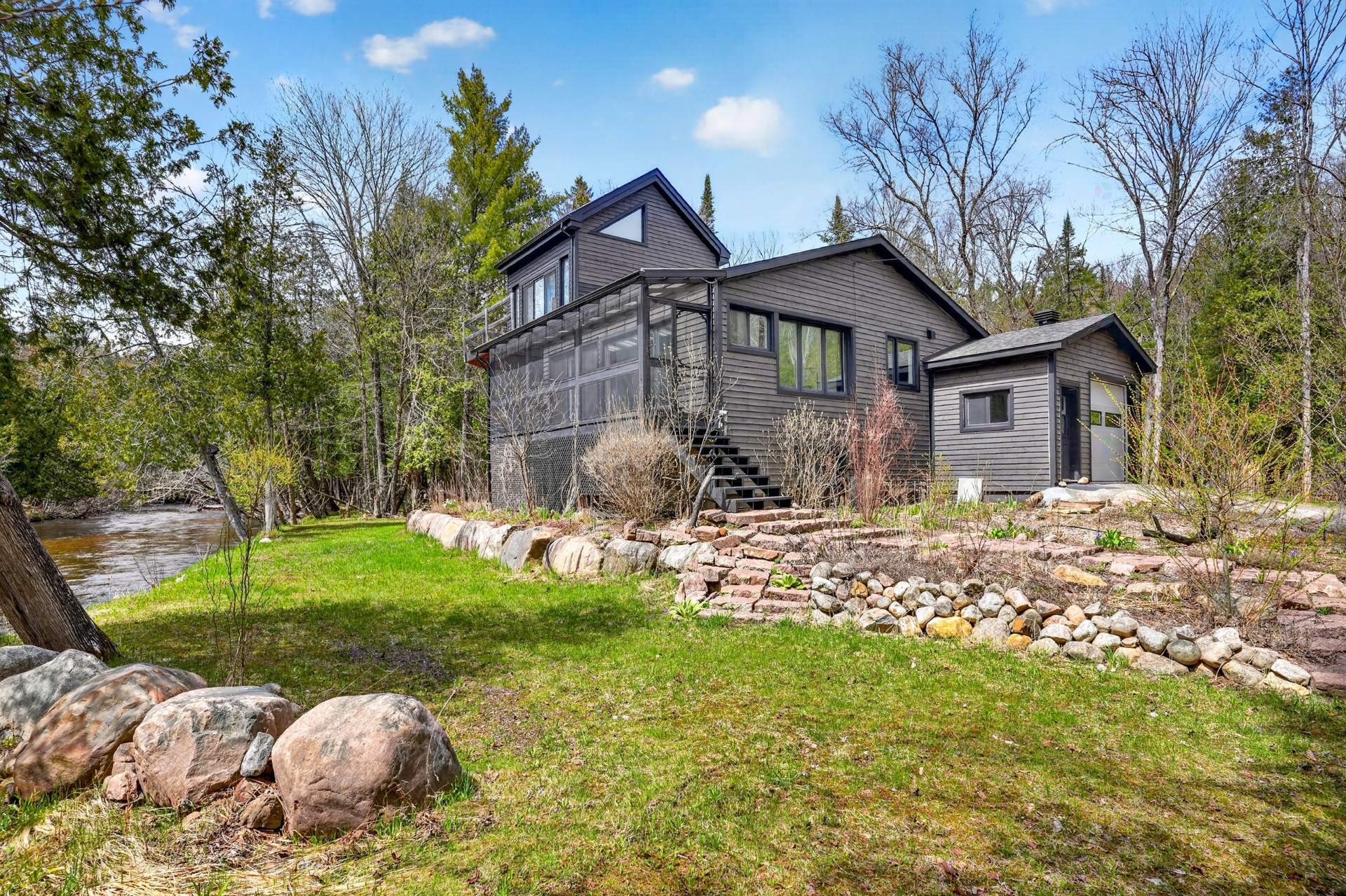 Front of Structure - 8 Ch. Parker, Harrington, QC - Outdoor