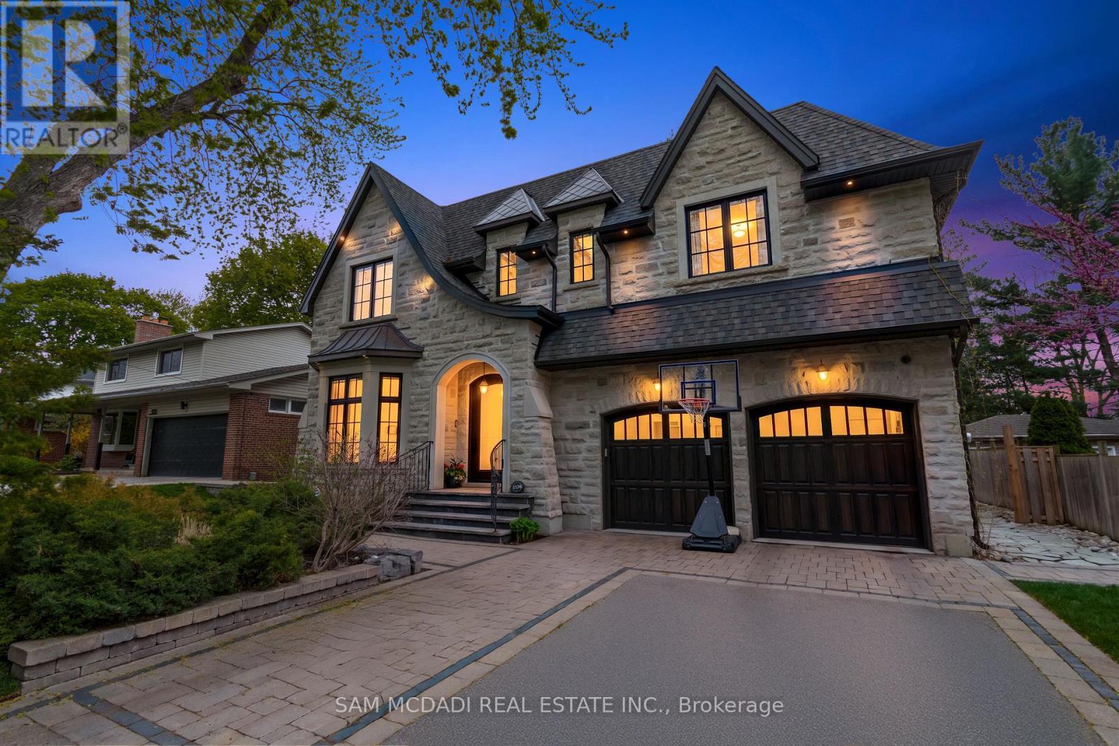 1134 Welwyn Drive, Mississauga, ON - Outdoor With Facade