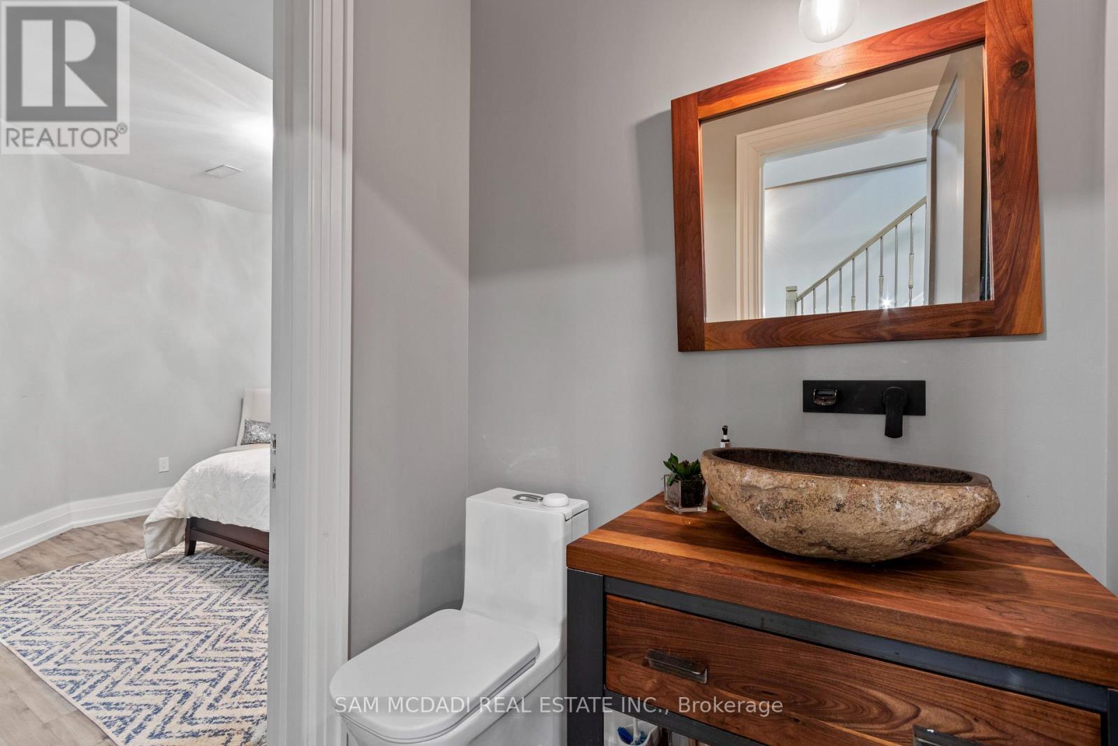 1134 Welwyn Drive, Mississauga, ON - Indoor Photo Showing Bathroom
