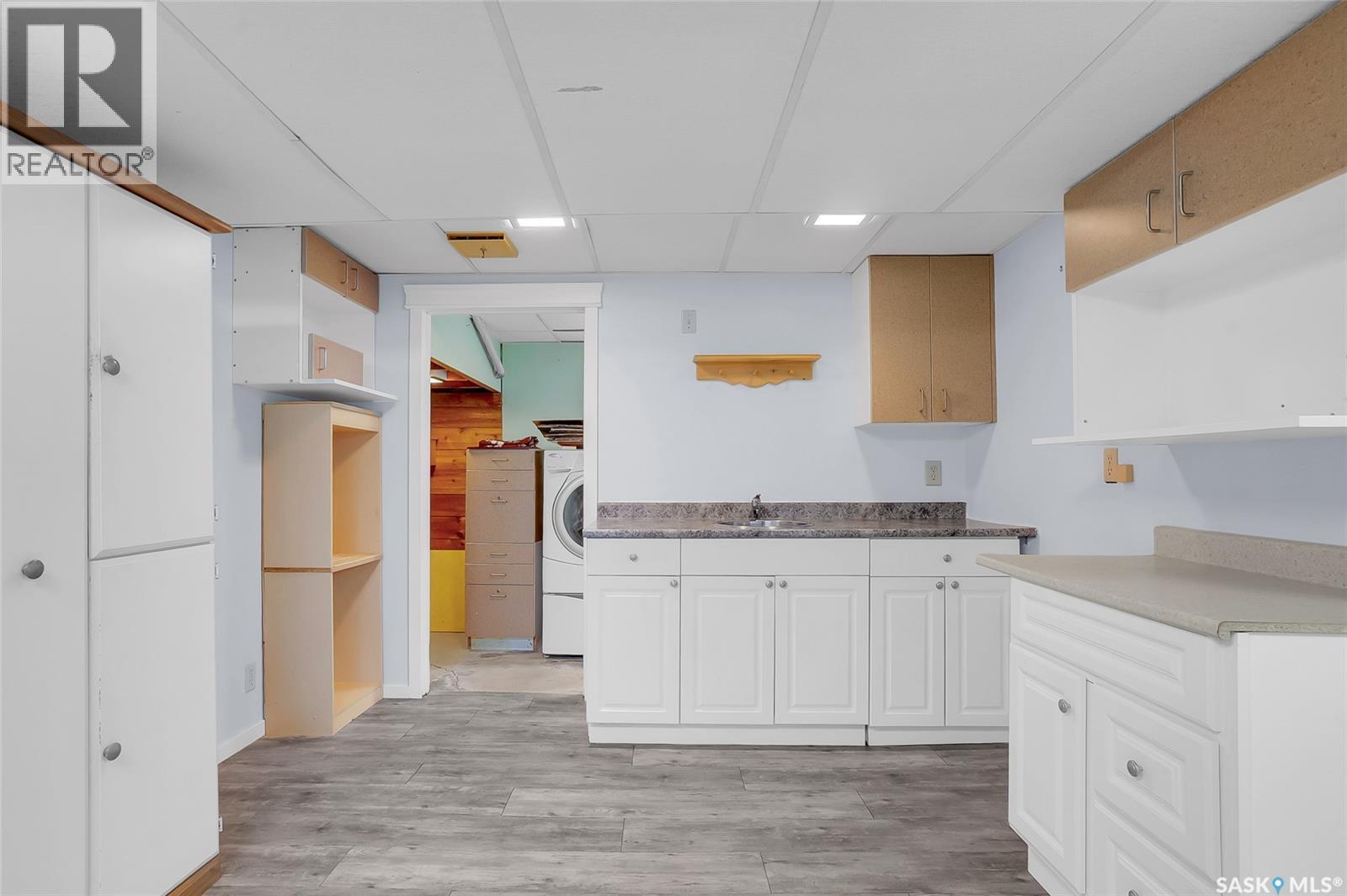 606 Wardlow Road, Saskatoon, SK - Indoor