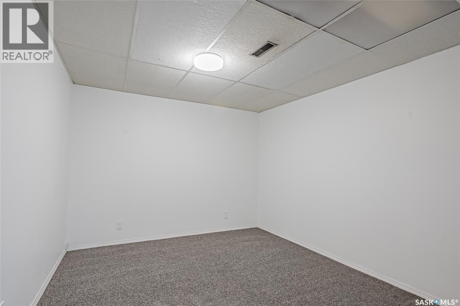 606 Wardlow Road, Saskatoon, SK - Indoor Photo Showing Other Room