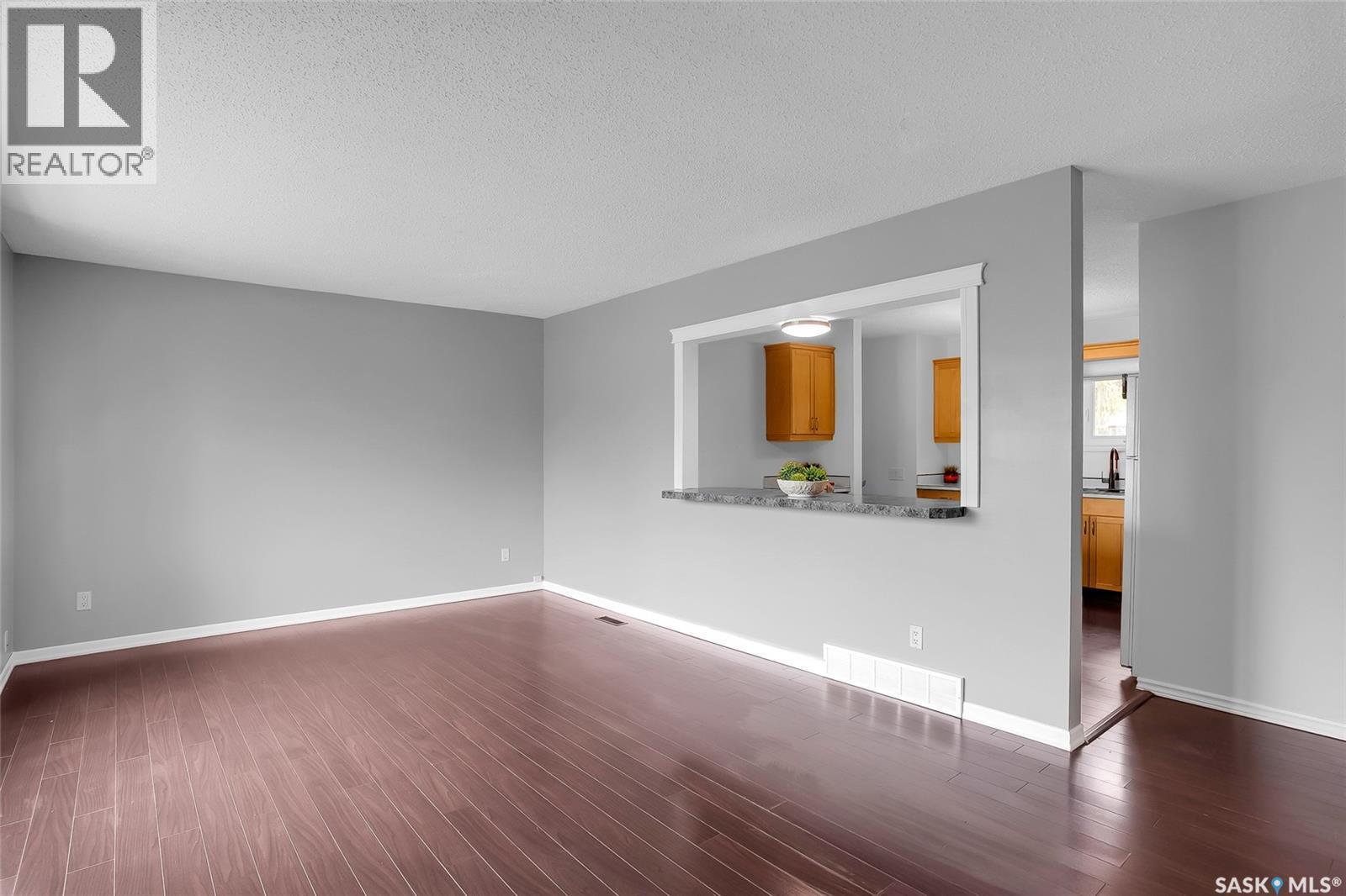 606 Wardlow Road, Saskatoon, SK - Indoor Photo Showing Other Room