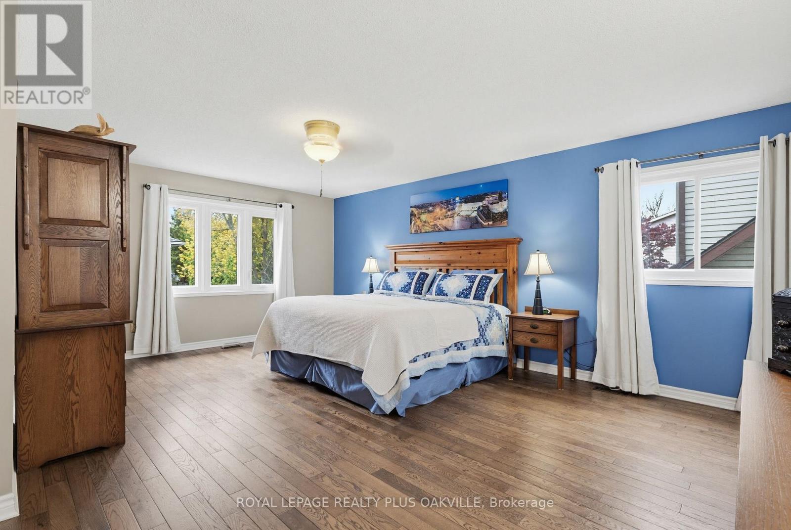 Primary suite - 67 Honeysuckle Crescent, Hamilton, ON - Indoor Photo Showing Bedroom