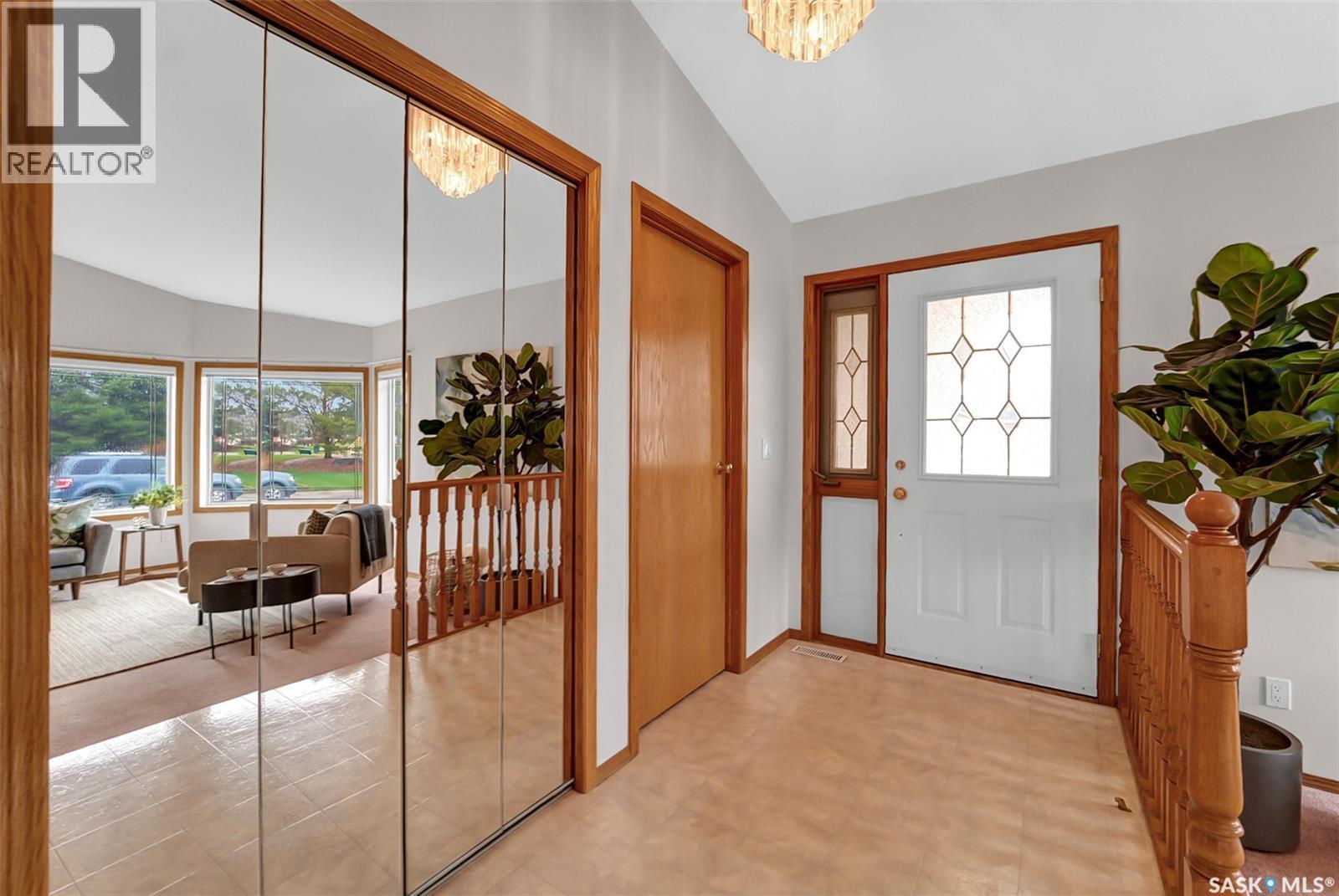 735 Fairbrother Avenue, Saskatoon, SK - Indoor Photo Showing Other Room
