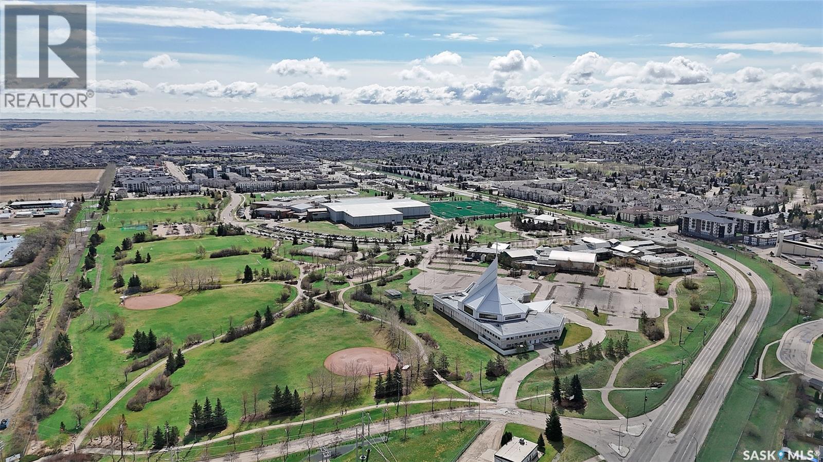 735 Fairbrother Avenue, Saskatoon, SK - Outdoor With View