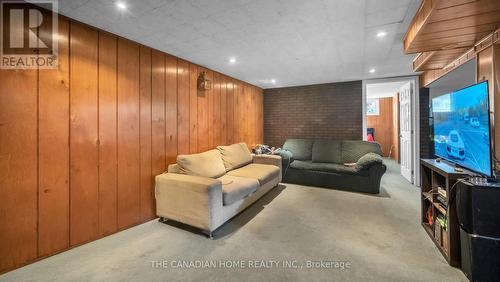 196 Tuxedo Avenue, Hamilton, ON - Indoor