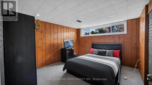 196 Tuxedo Avenue, Hamilton, ON - Indoor Photo Showing Bedroom
