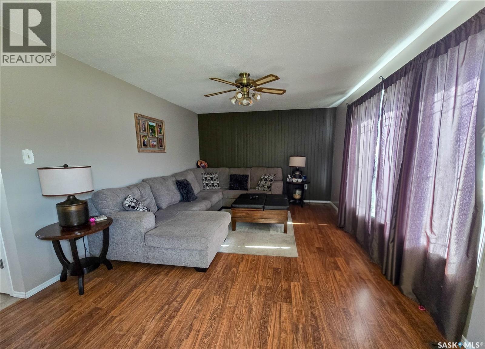 15 Mackenzie Drive, Yorkton, SK - Indoor Photo Showing Other Room
