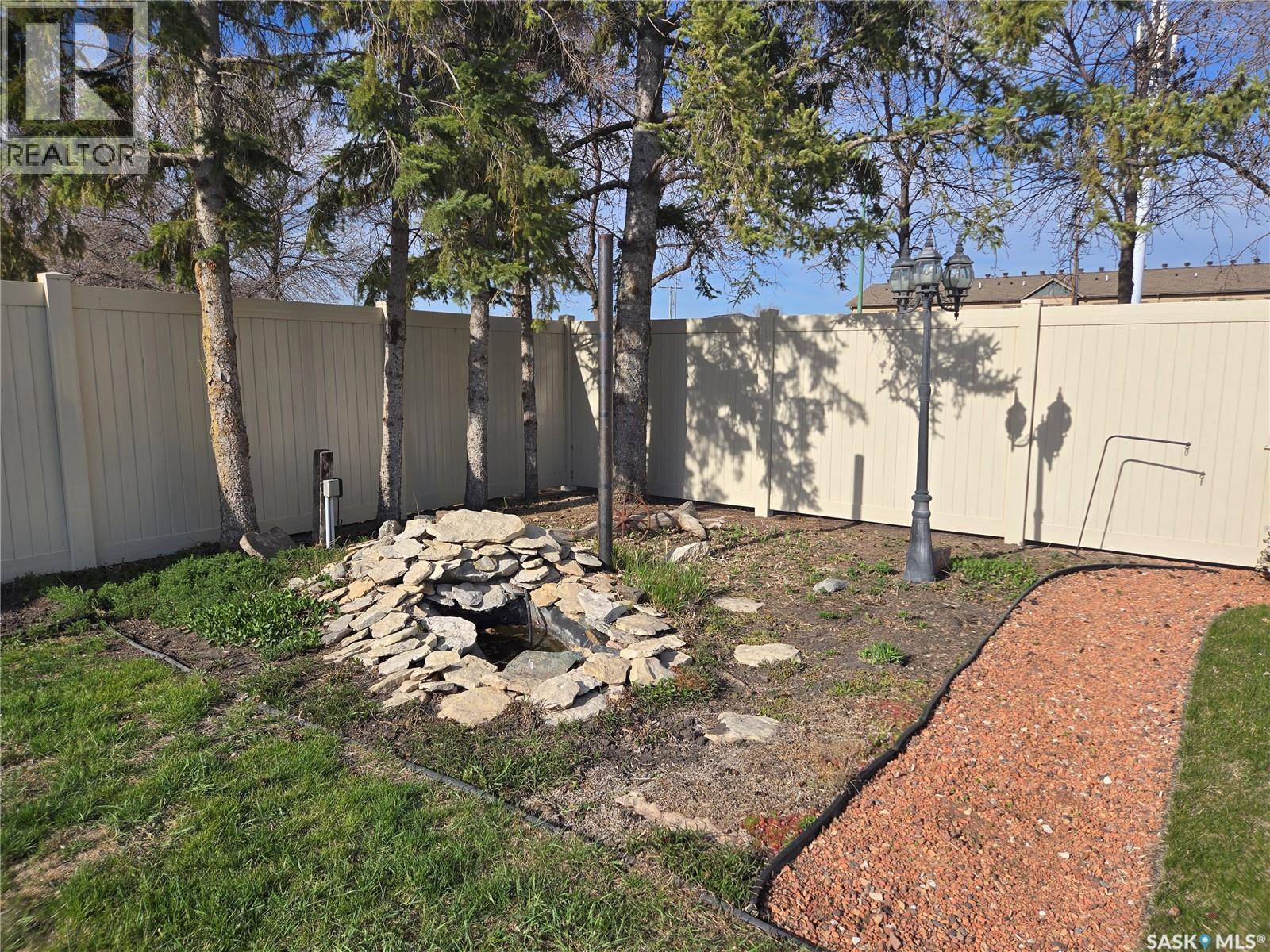 15 Mackenzie Drive, Yorkton, SK - Outdoor