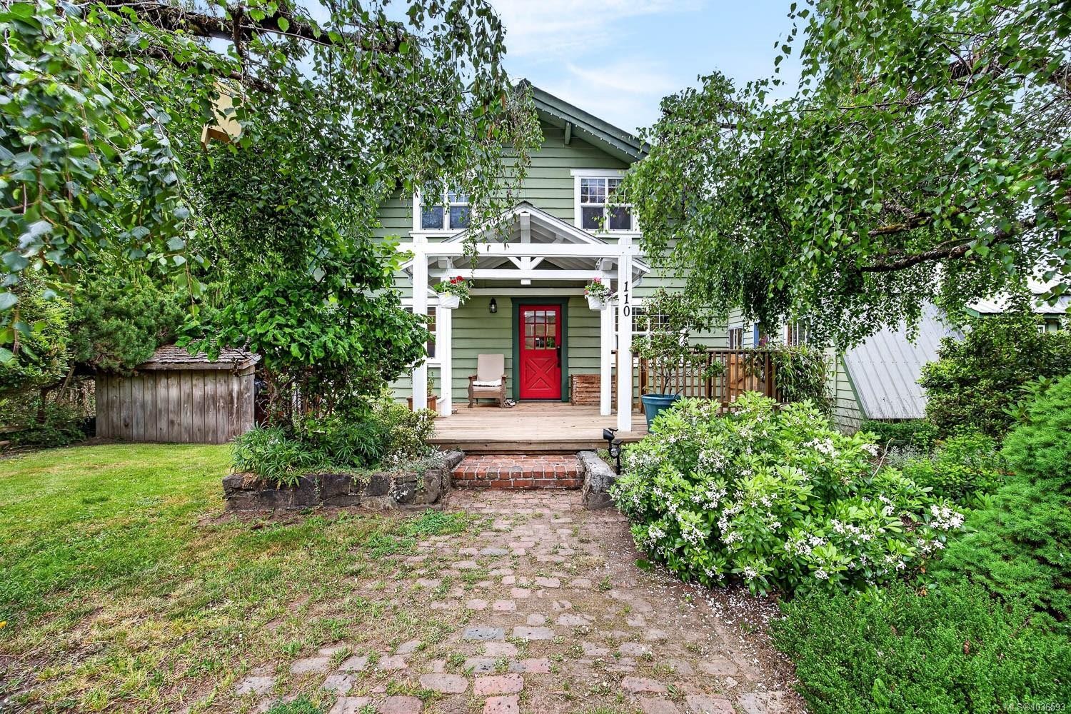 110 Forest Hill Pl, Salt Spring, BC
