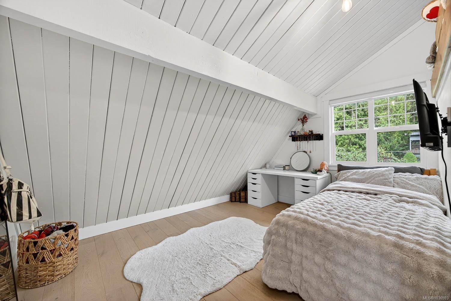110 Forest Hill Pl, Salt Spring, BC