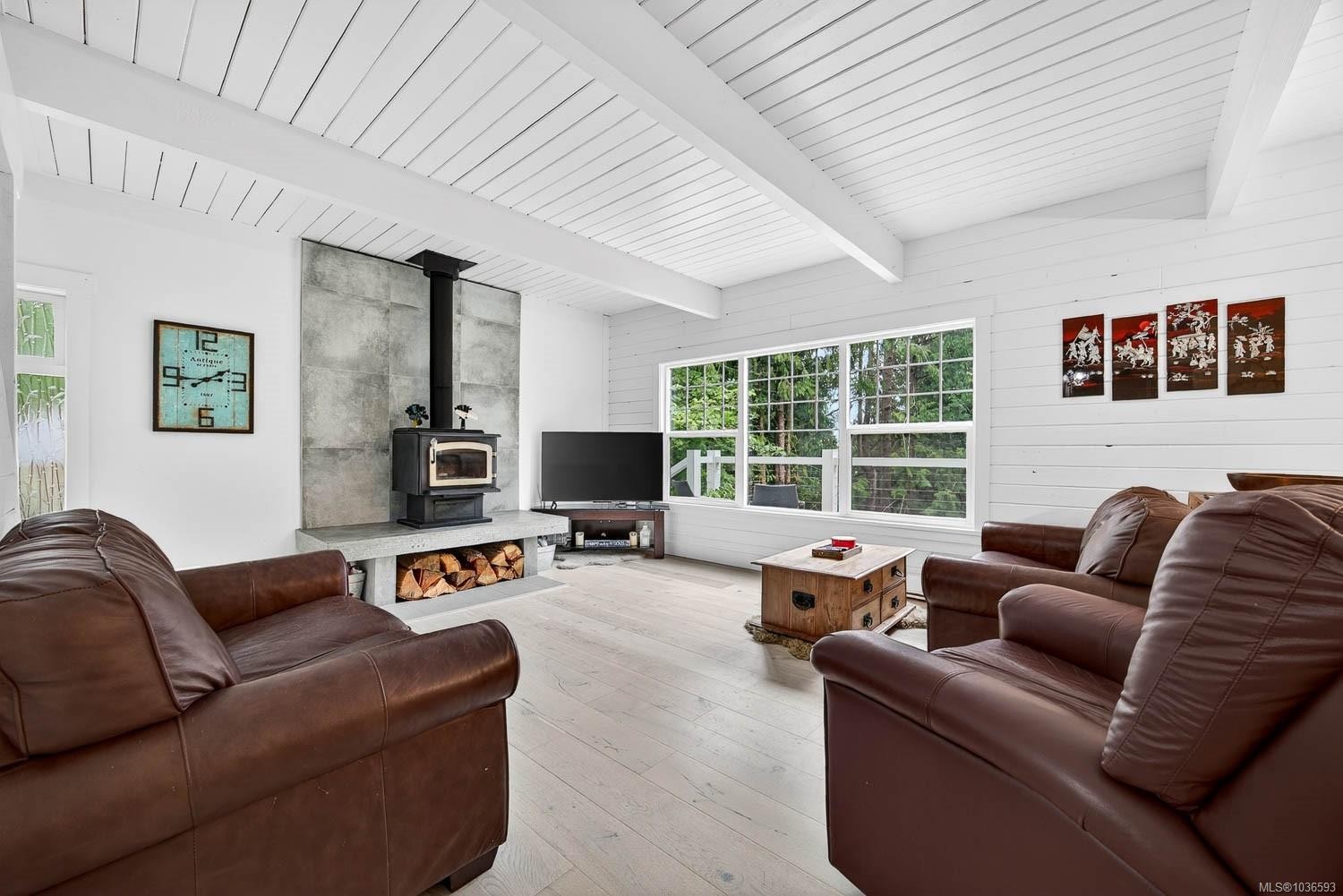 110 Forest Hill Pl, Salt Spring, BC