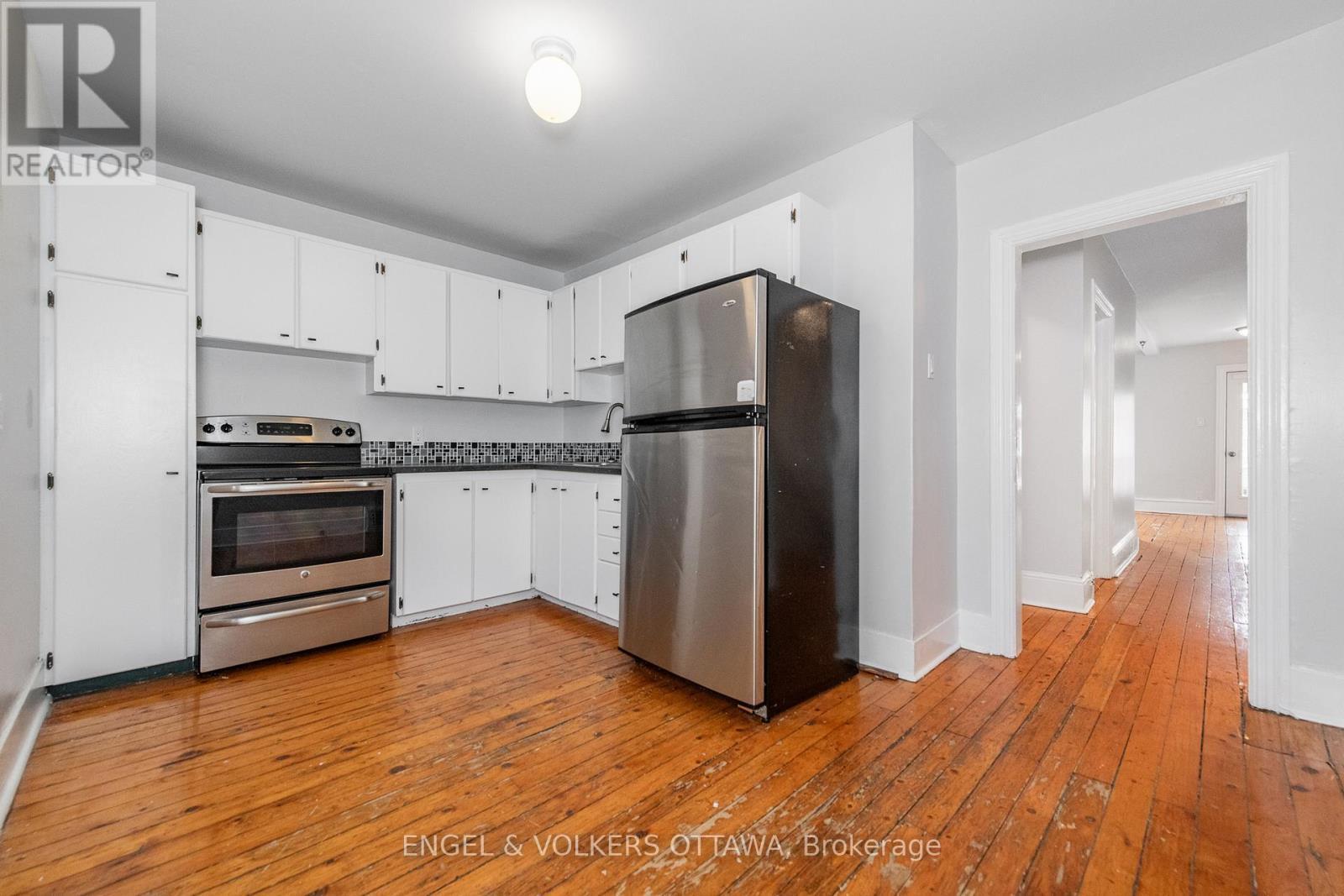 230 Percy Street, Ottawa, ON - Indoor Photo Showing Kitchen