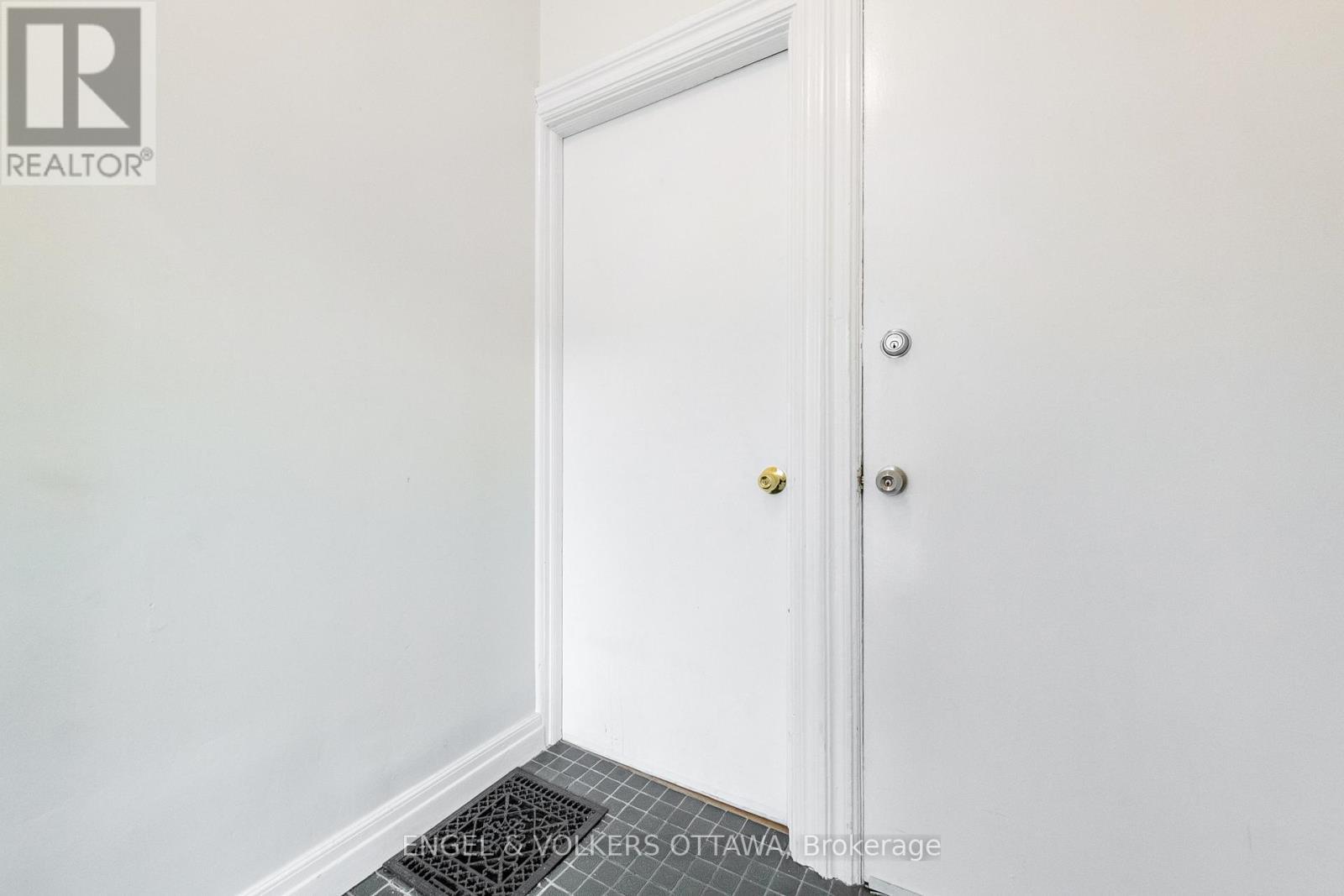 230 Percy Street, Ottawa, ON - Indoor Photo Showing Other Room