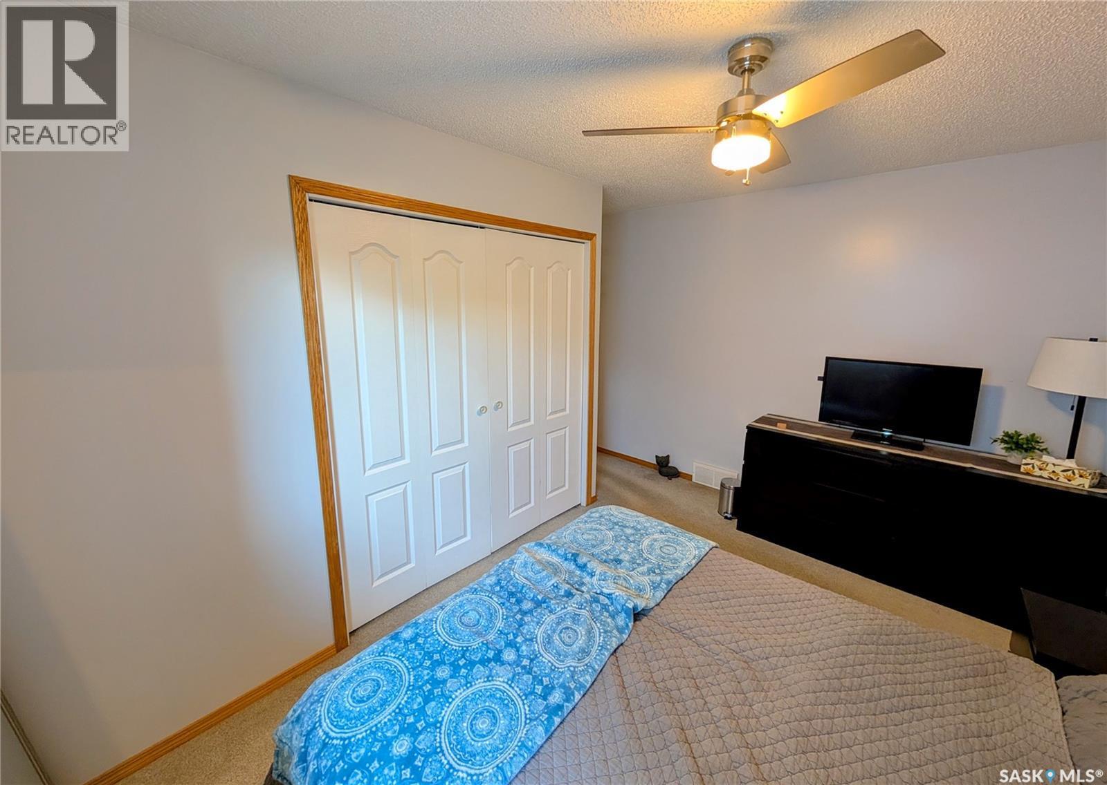 110 Paynter Crescent, Regina, SK - Indoor Photo Showing Bedroom