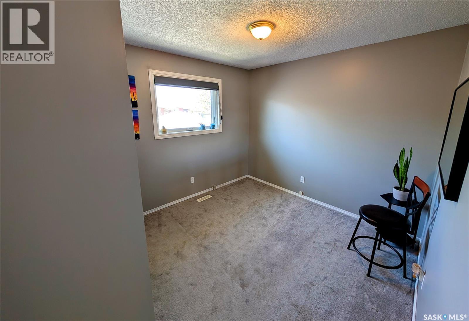 110 Paynter Crescent, Regina, SK - Indoor Photo Showing Other Room