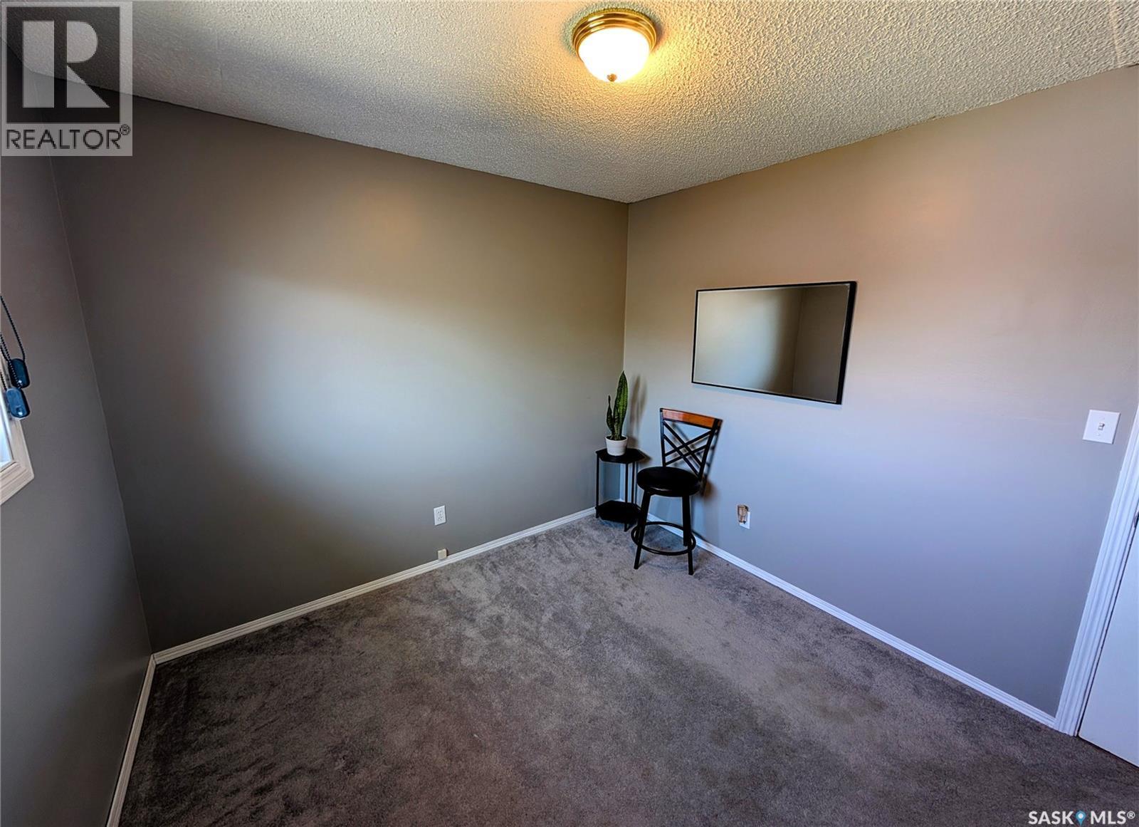 110 Paynter Crescent, Regina, SK - Indoor
