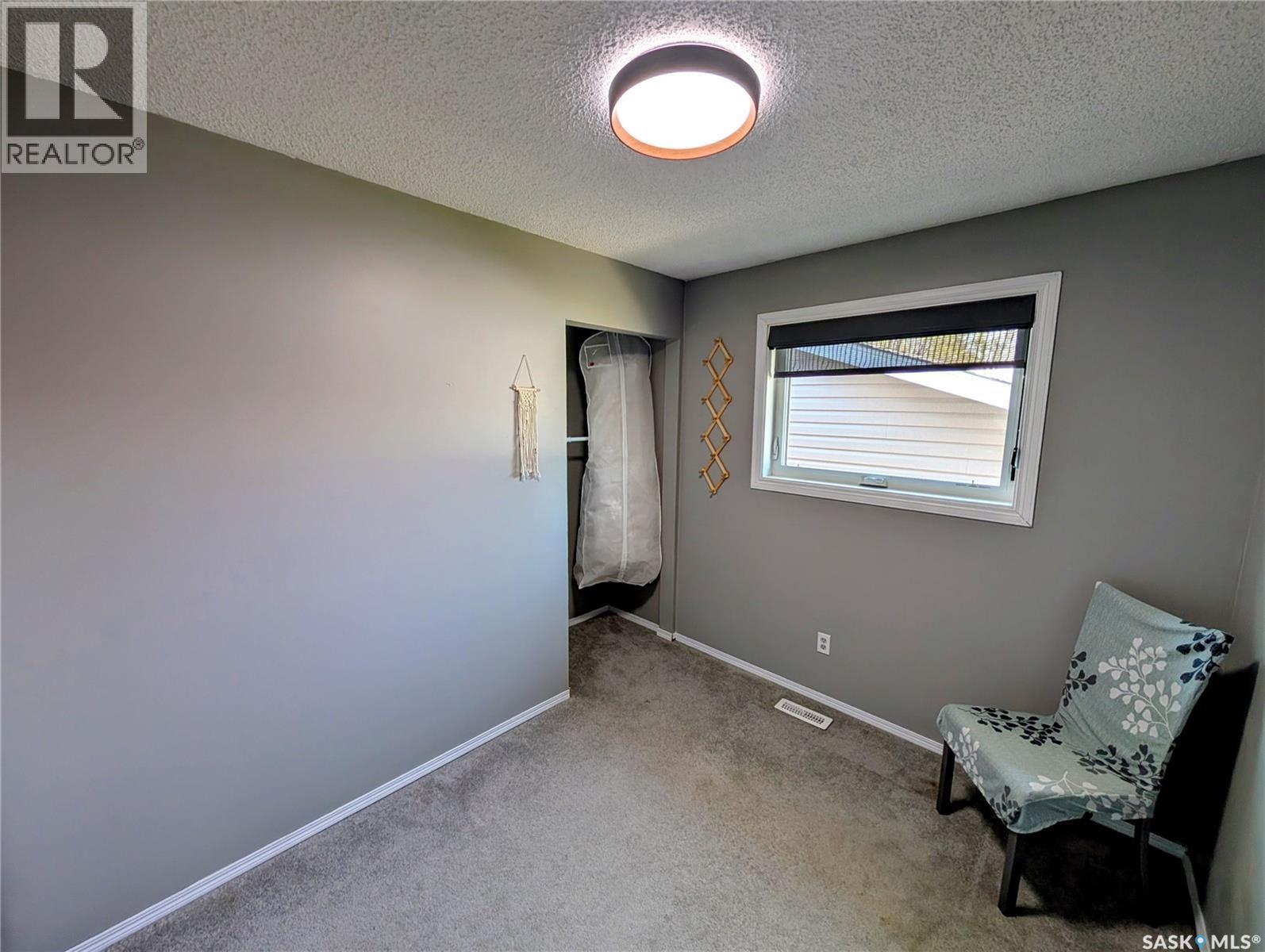 110 Paynter Crescent, Regina, SK - Indoor