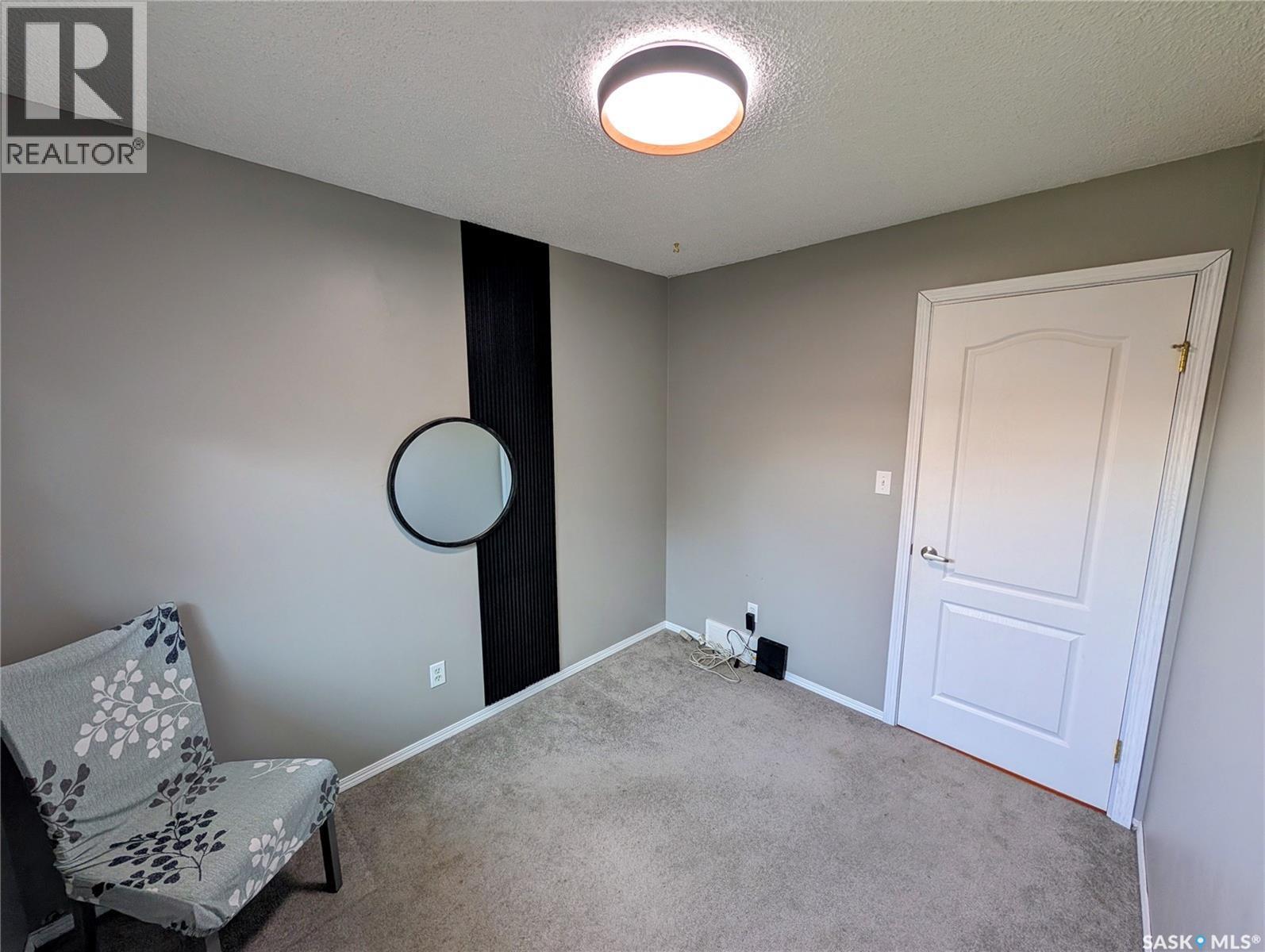 110 Paynter Crescent, Regina, SK - Indoor Photo Showing Other Room