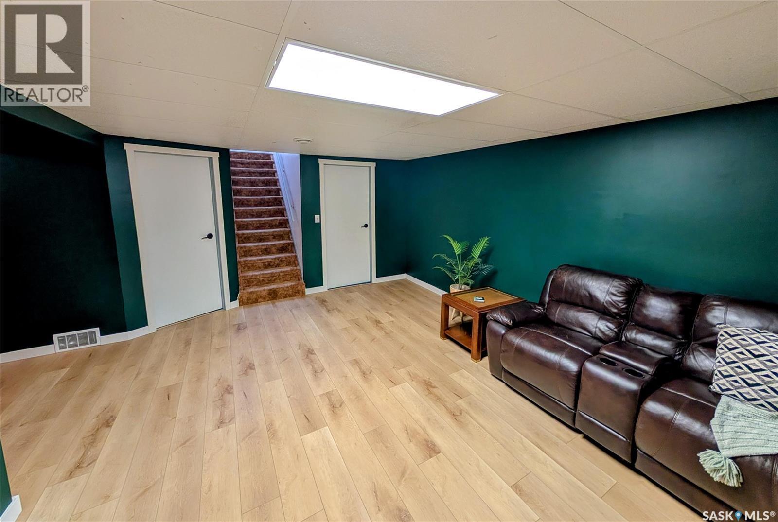 110 Paynter Crescent, Regina, SK - Indoor