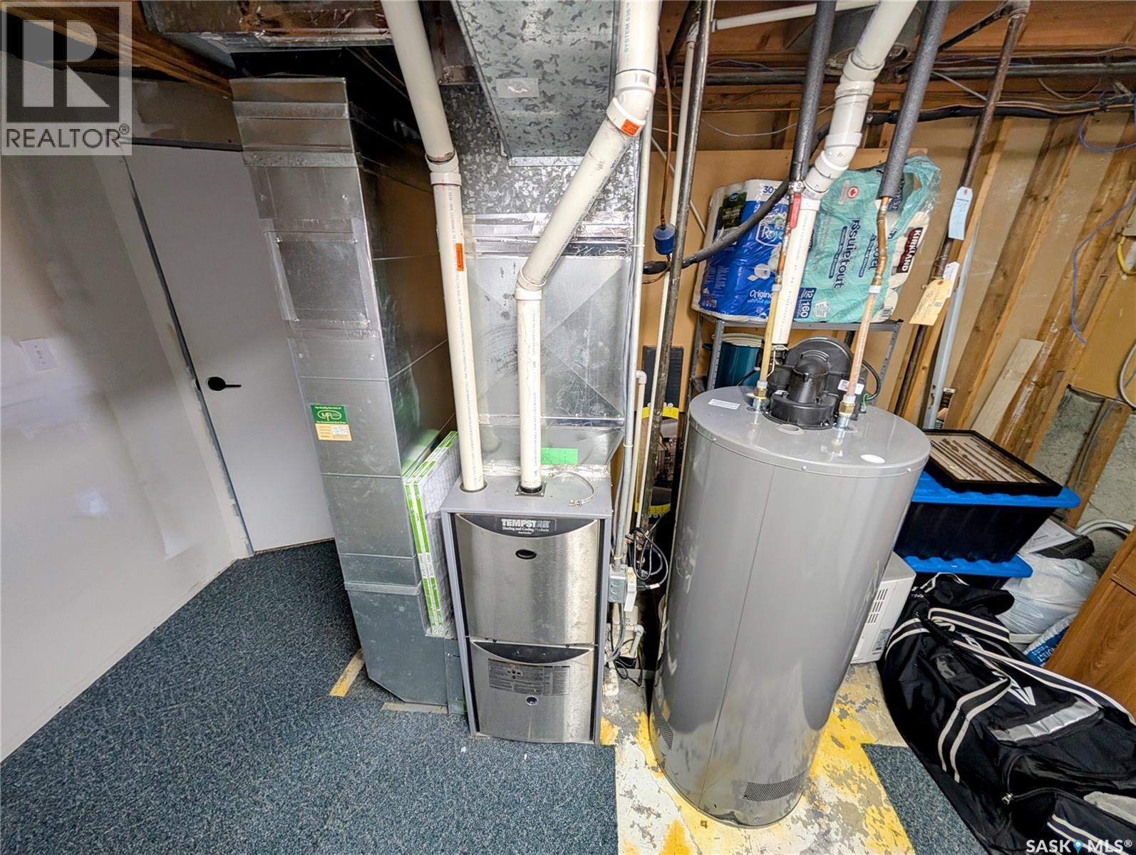 110 Paynter Crescent, Regina, SK - Indoor Photo Showing Basement