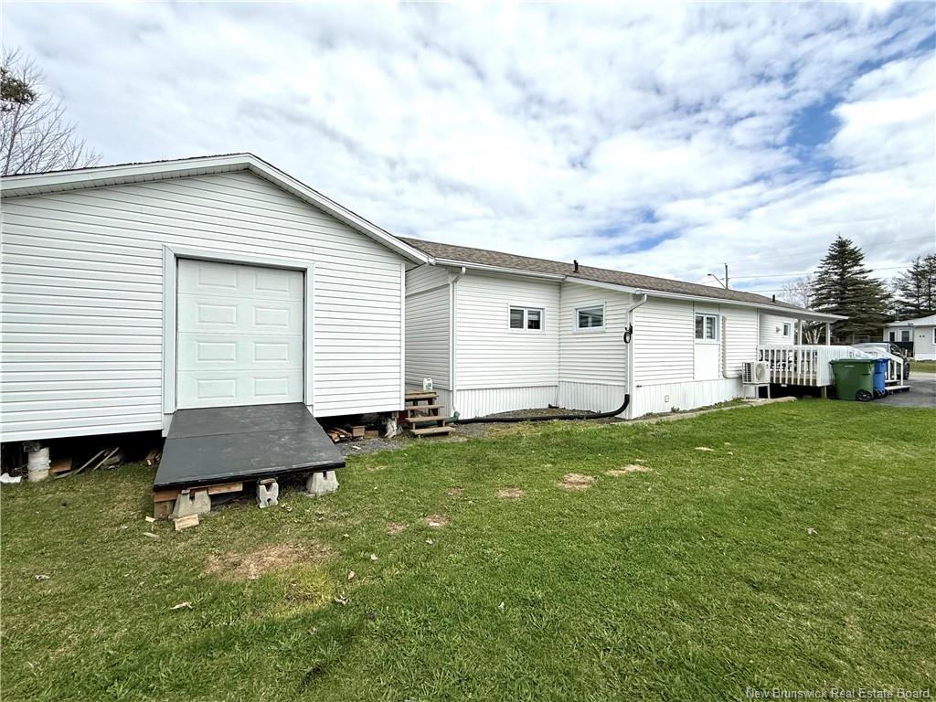 43 Le Paradis St, Saint-Jacques, NB