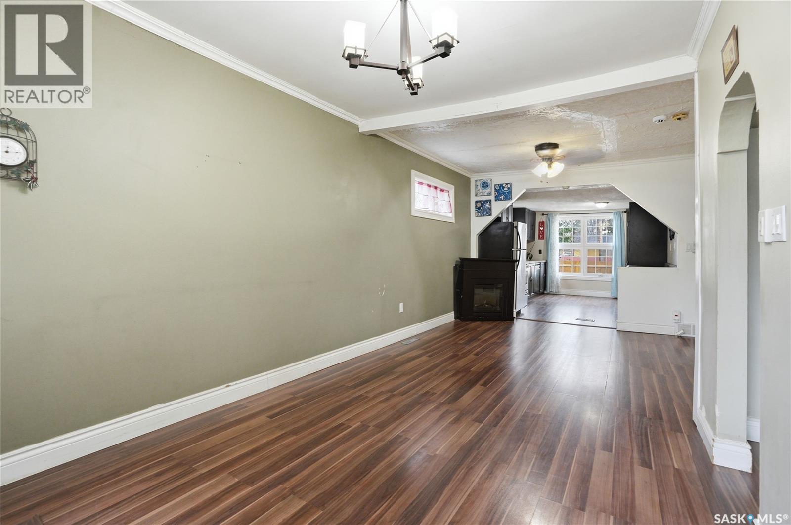 1115 J Avenue N, Saskatoon, SK - Indoor Photo Showing Other Room