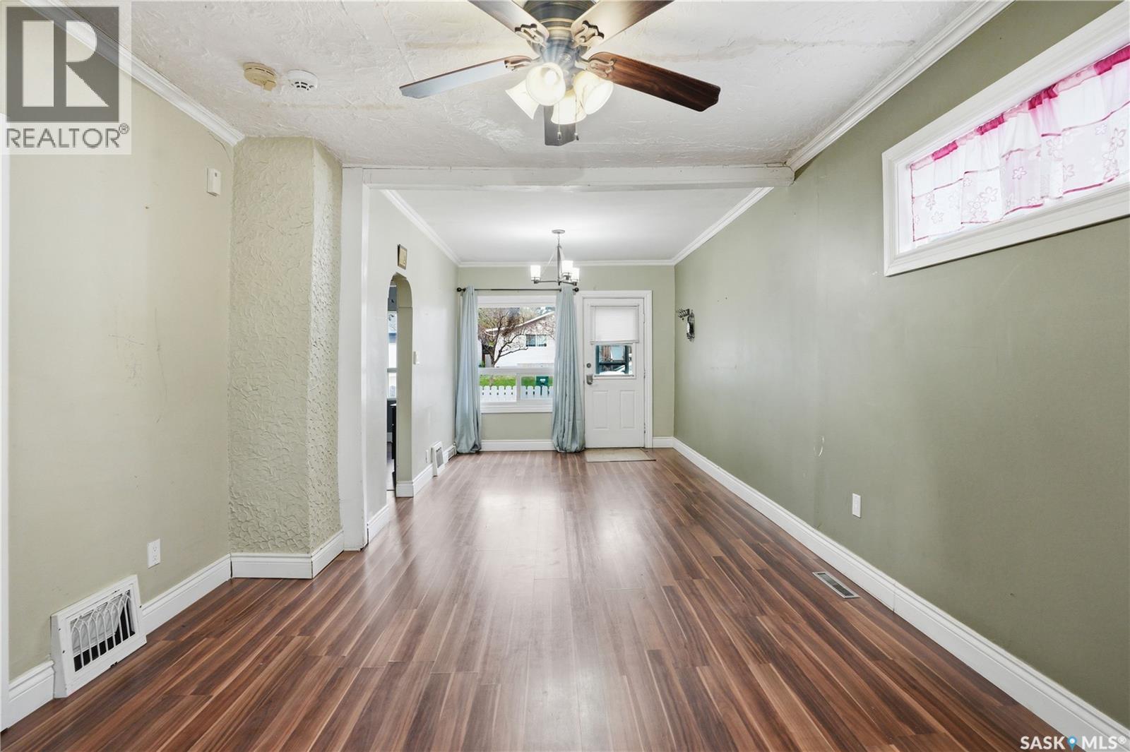 1115 J Avenue N, Saskatoon, SK - Indoor Photo Showing Other Room