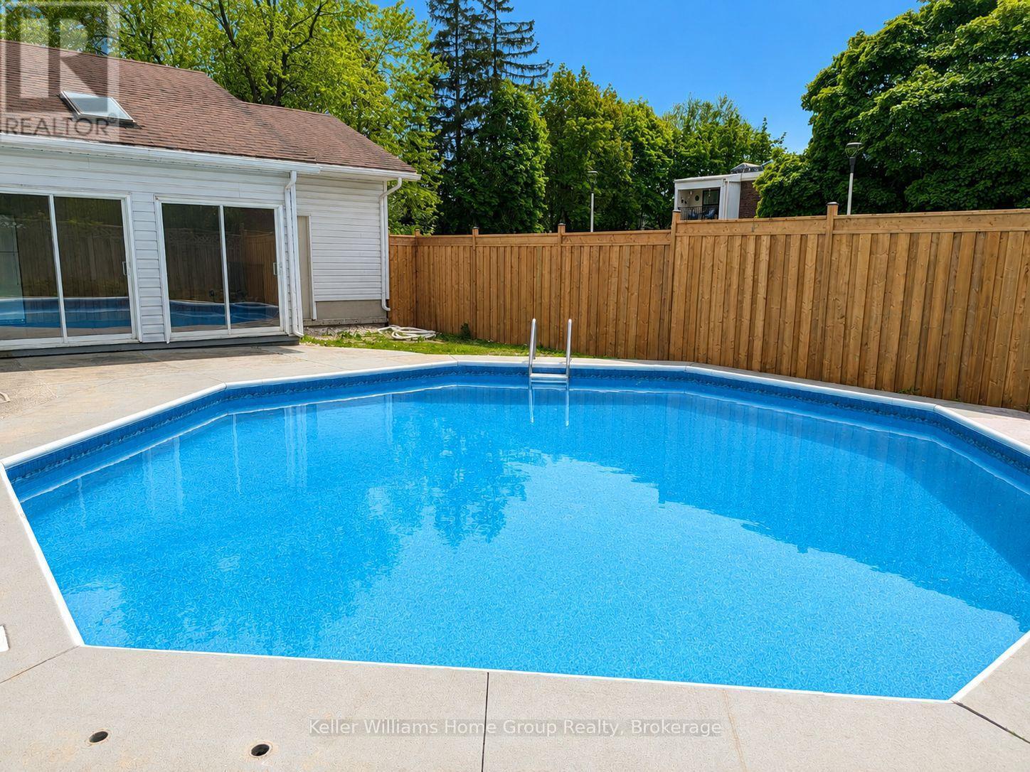 1520 Concession Road, Cambridge, ON - Outdoor With In Ground Pool