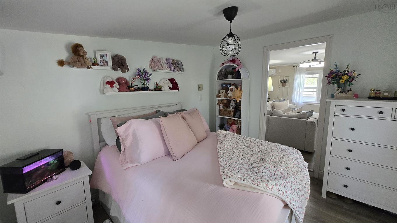 27 Pinecrest Drive, New Minas, NS