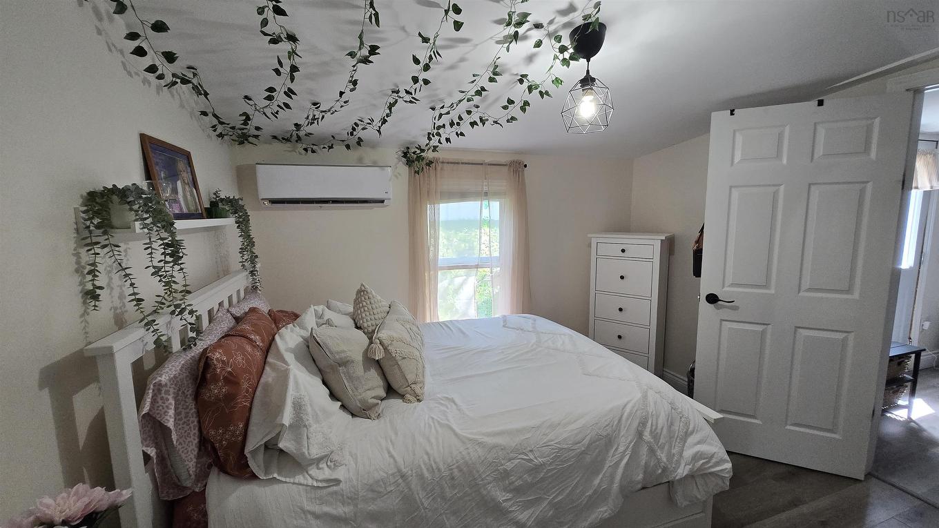 27 Pinecrest Drive, New Minas, NS