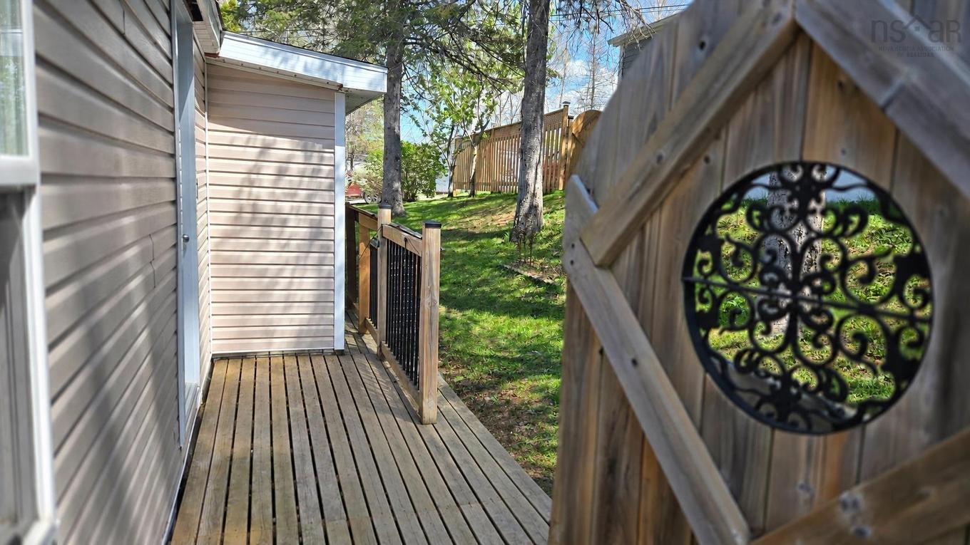 27 Pinecrest Drive, New Minas, NS