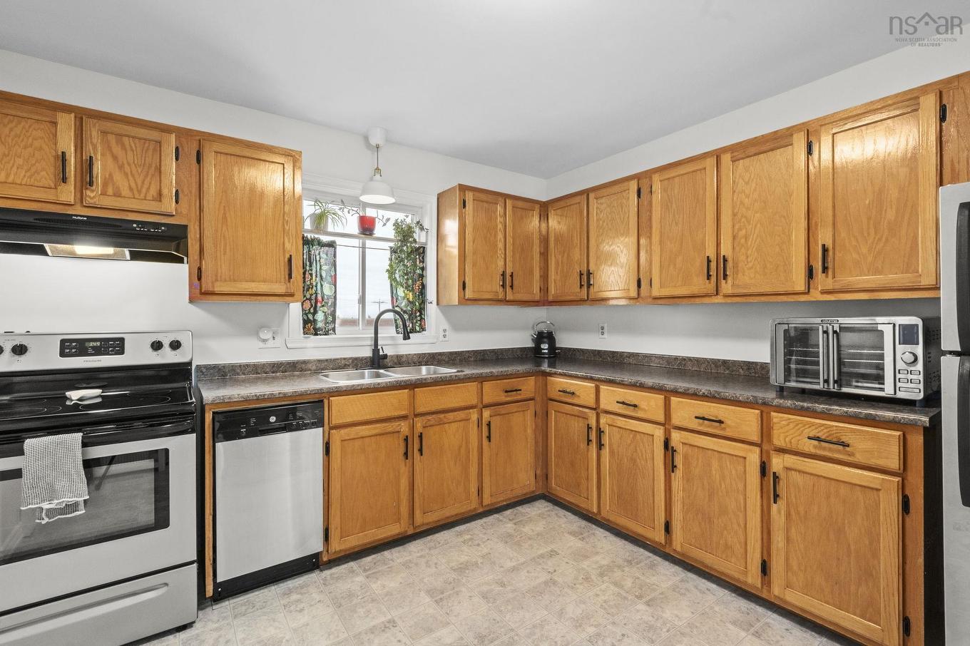 25 Cannon Crescent, Eastern Passage, NS