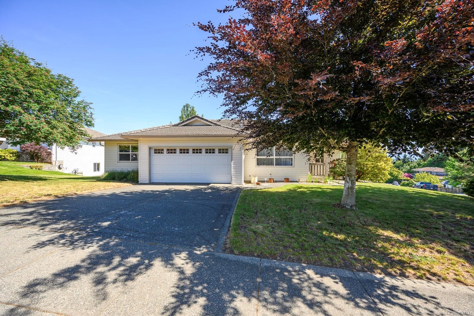 678 Nelson Rd, Campbell River, BC